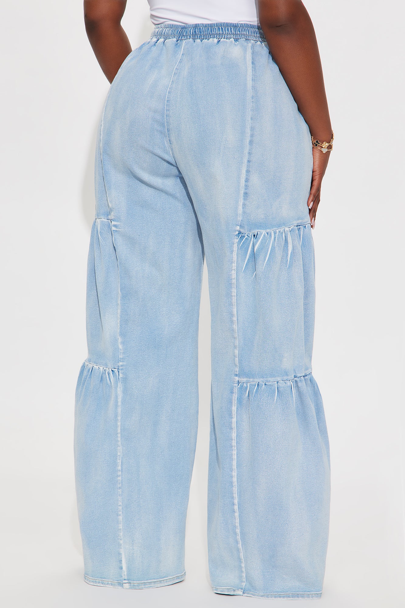 Tall Goin With The Flow Easy Fit Jeans - Light Wash - Image 6
