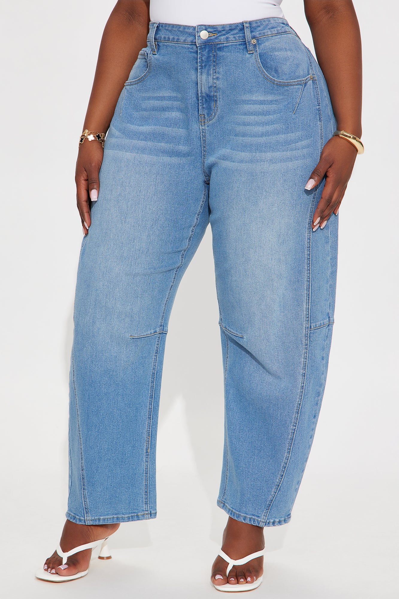 Topic Of Discussion Slim Barrel Leg Jeans - Medium Wash - Image 5