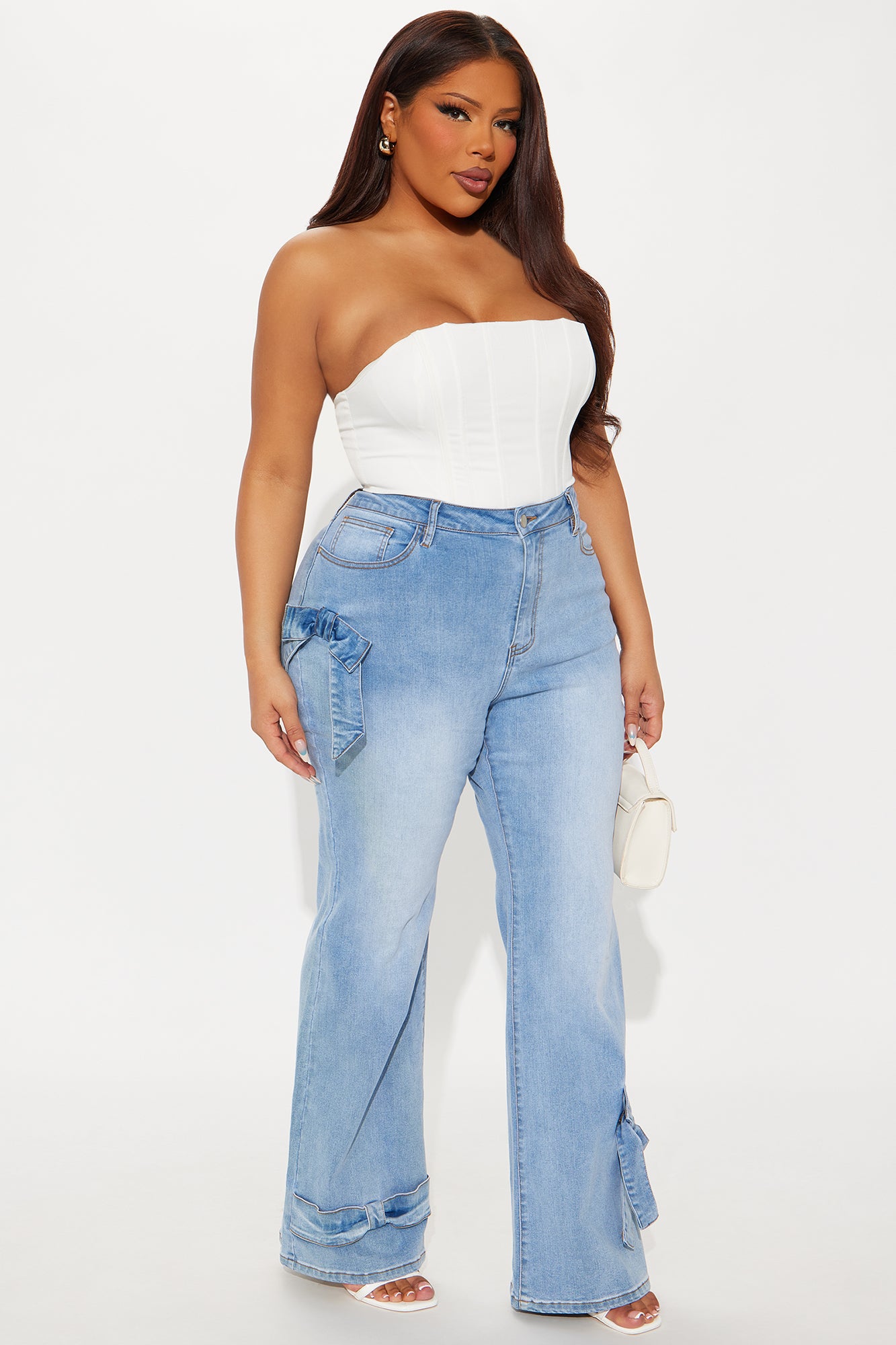 Brielle Bow Straight Leg Jeans - Light Wash - Image 4