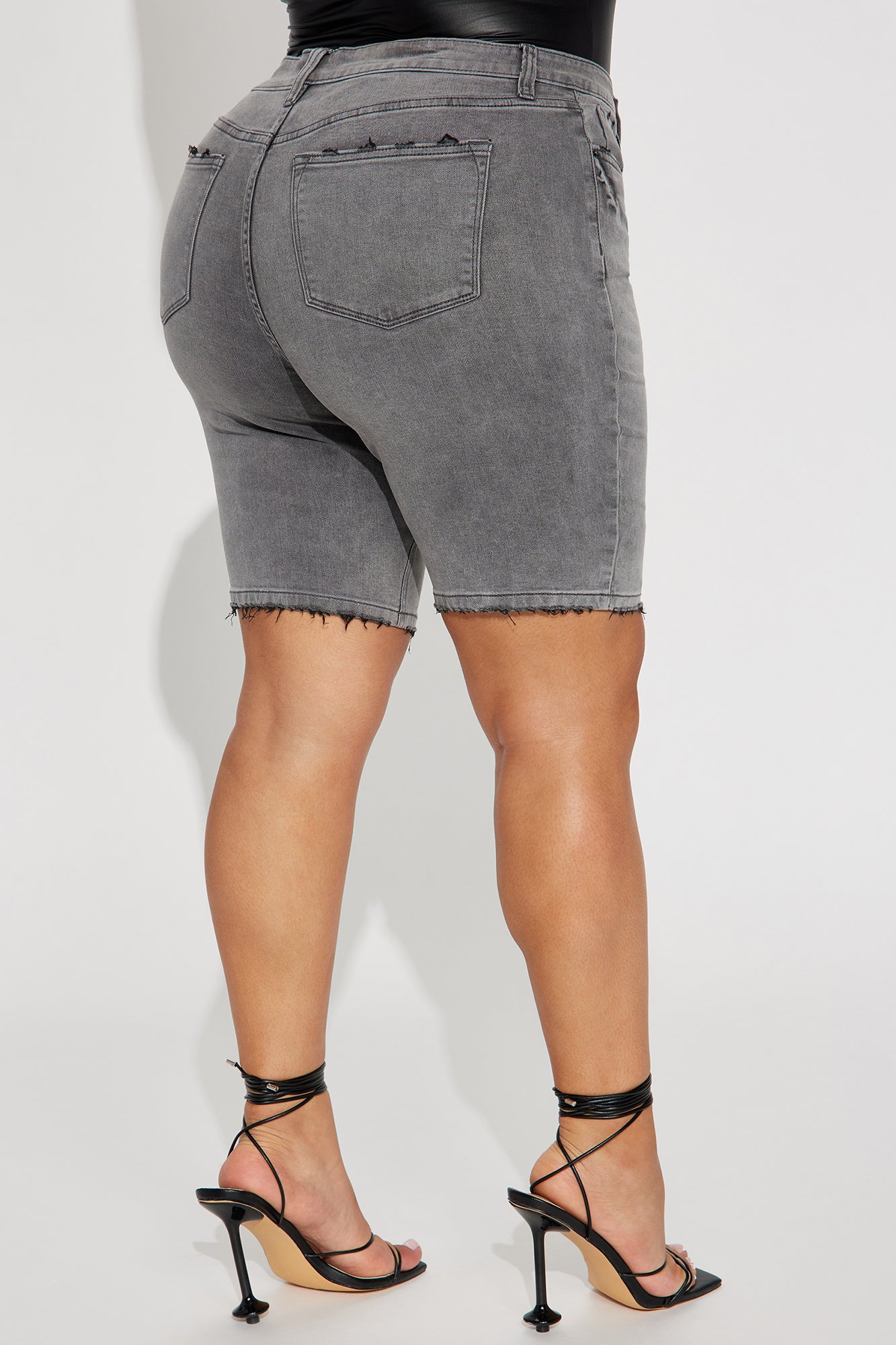 On The List Deluxe Stretch Bermuda Shorts - Grey - Image 6