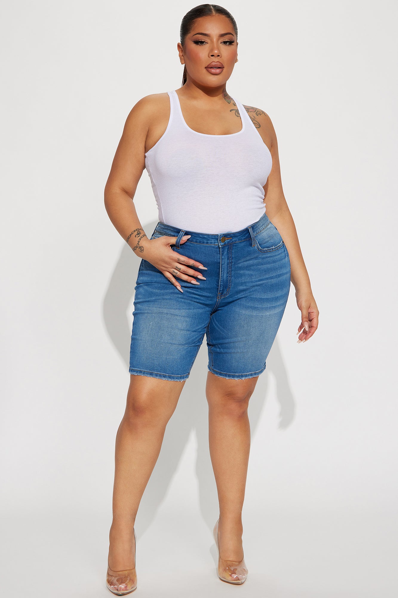 On The List Deluxe Stretch Bermuda Shorts - Medium Wash - Image 5