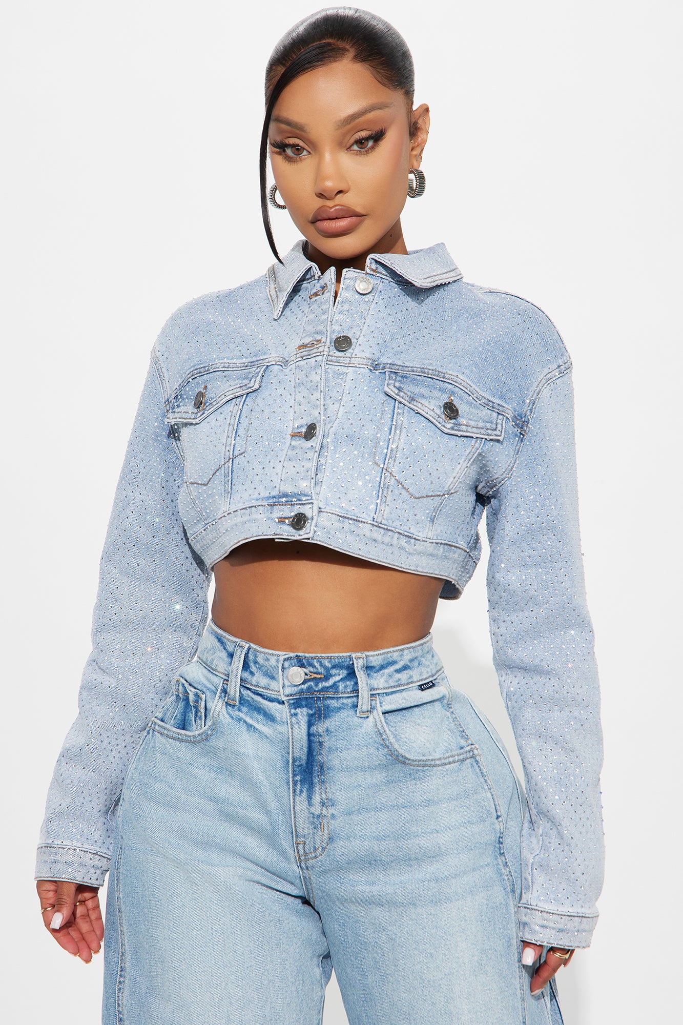 Spread The Sparkle Crop Denim Jacket - Light Wash - Image 3