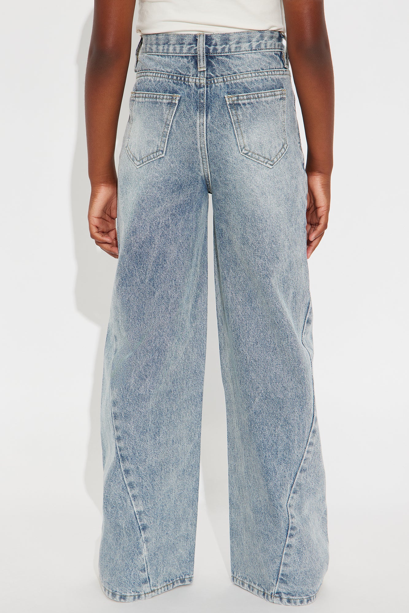 Mini Kyrah Wide Leg Jeans - Medium Wash - Image 3