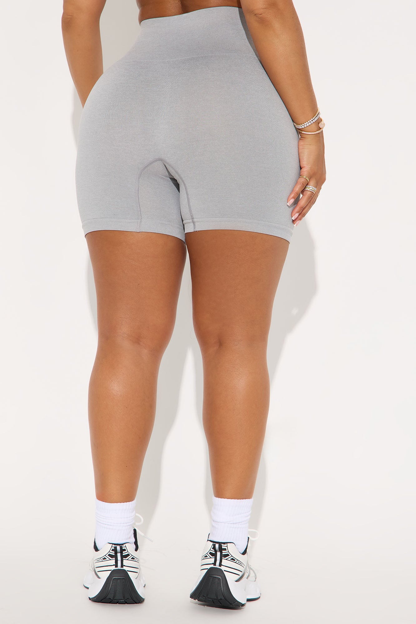 Mia Seamless Biker Short - Heather Grey - Image 3