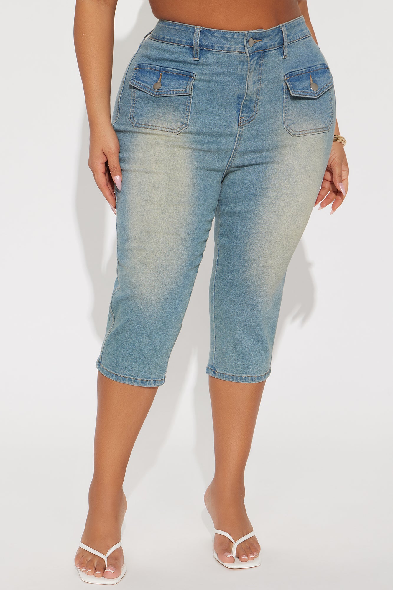Shocker Tinted Stretch Capri Jeans - Medium Wash - Image 5
