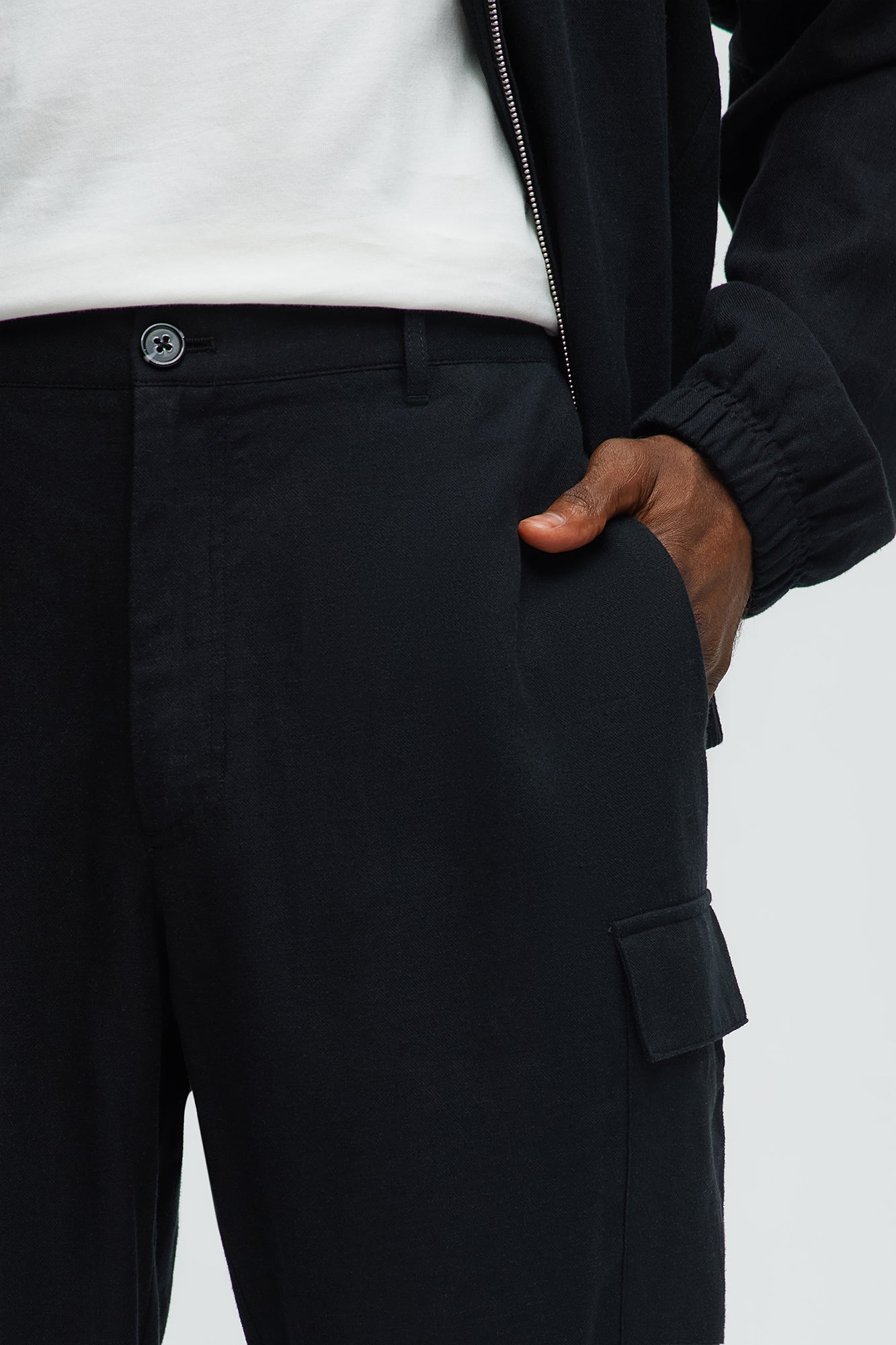 Slim Bahamas Linen Cargo Jogger - Black - Image 3