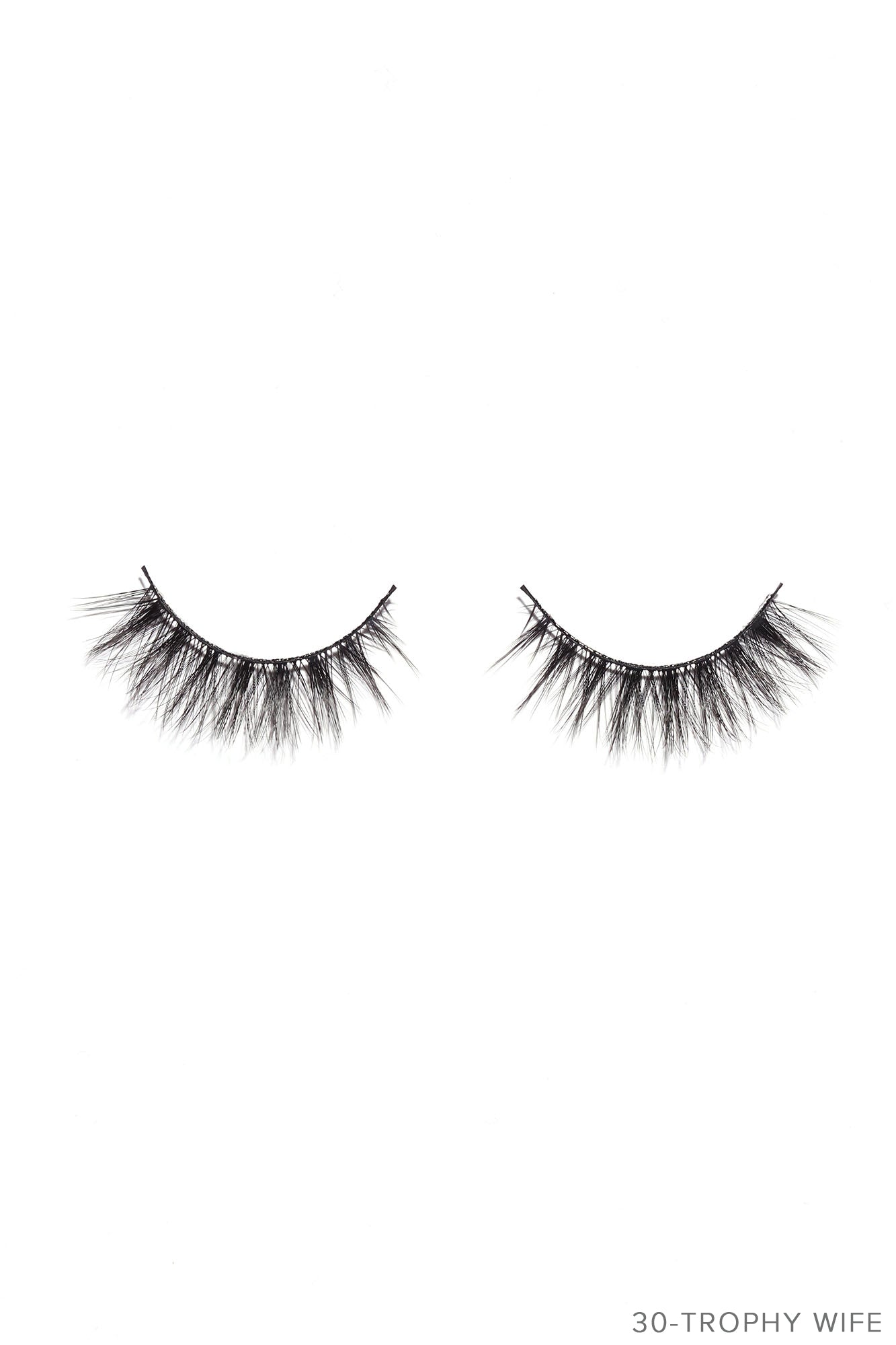 NOVABEAUTY Main Character Luxe Faux Lashes - Trophy Wife - Image 3