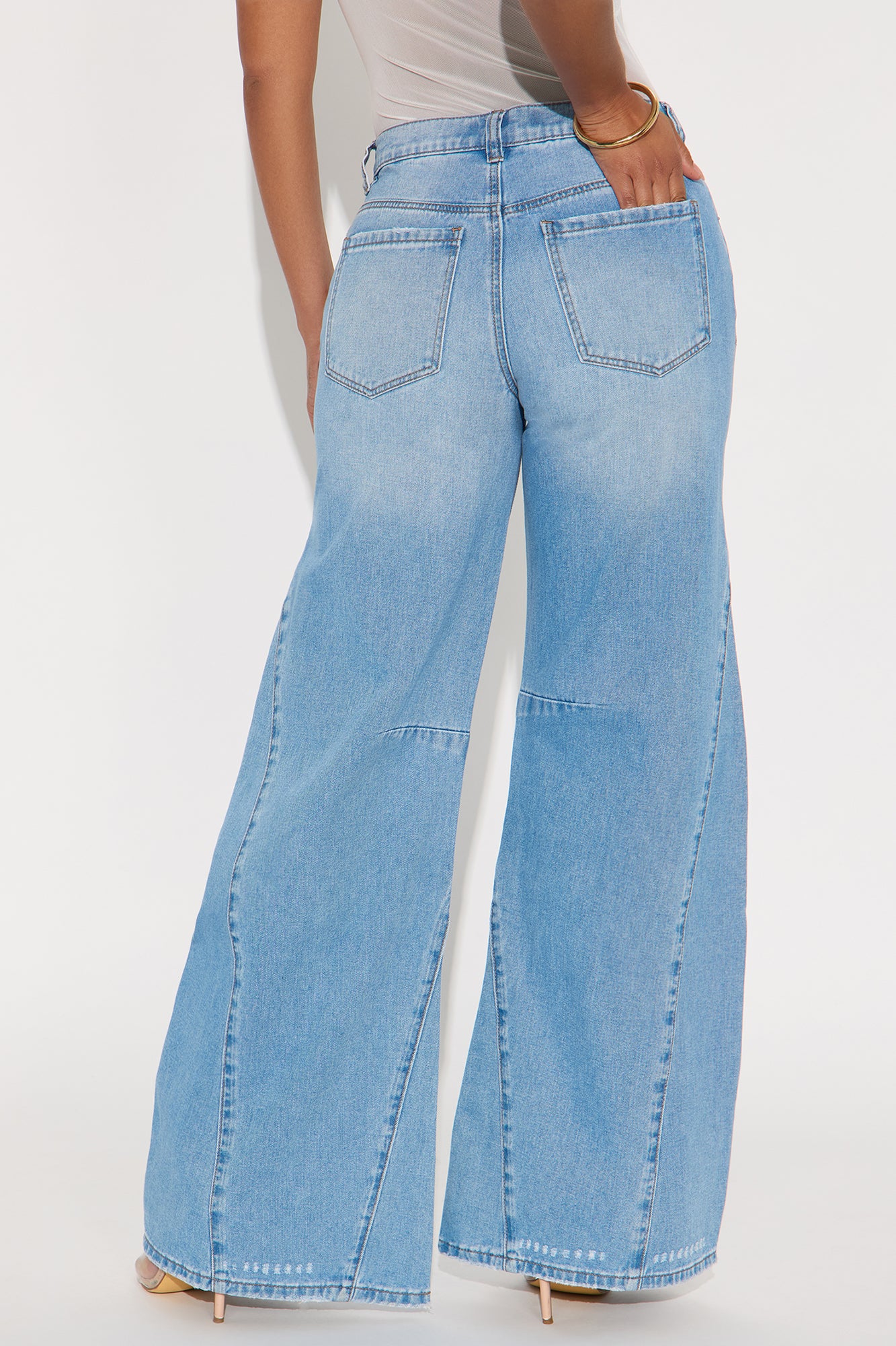 Tall Cityscape Barrel Wide Leg Jeans - Light Wash - Image 3