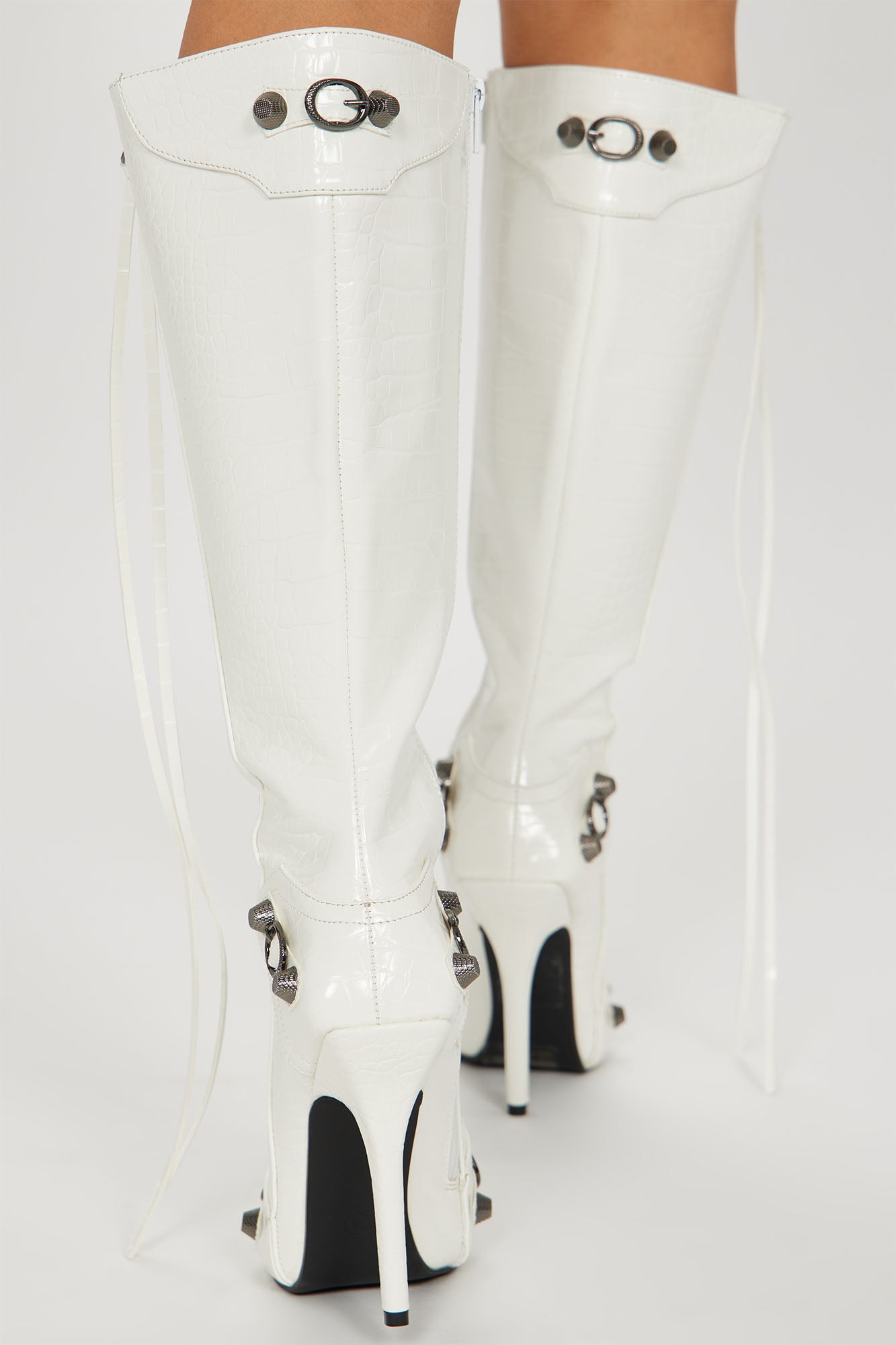 Weekend Exclusive Knee High Boots - White - Image 4