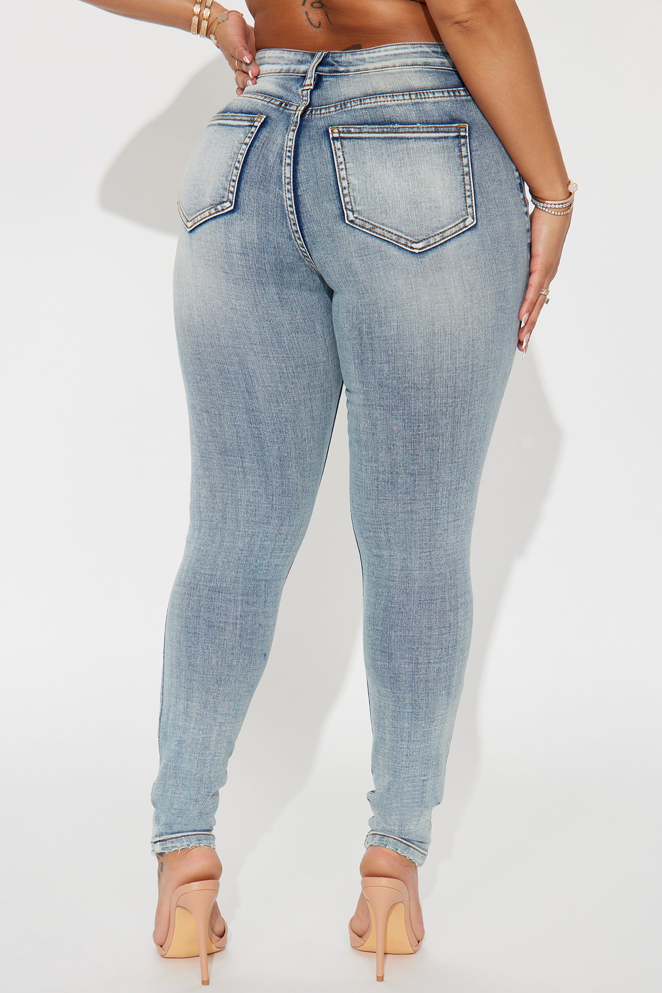 Kelly Ripped Tinted Stretch Skinny Jeans - Light Wash - Image 3