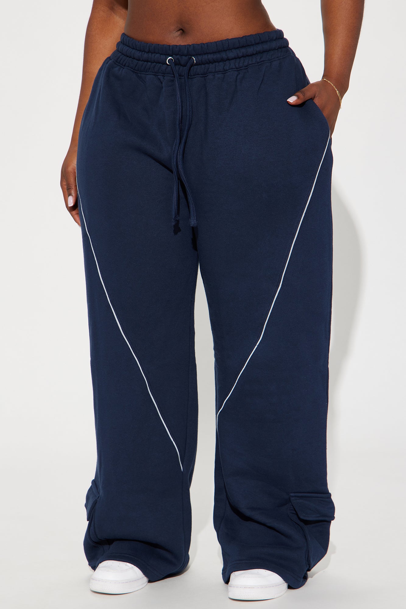 Pace Yourself Fleece Sweatpant - Navy - Image 6