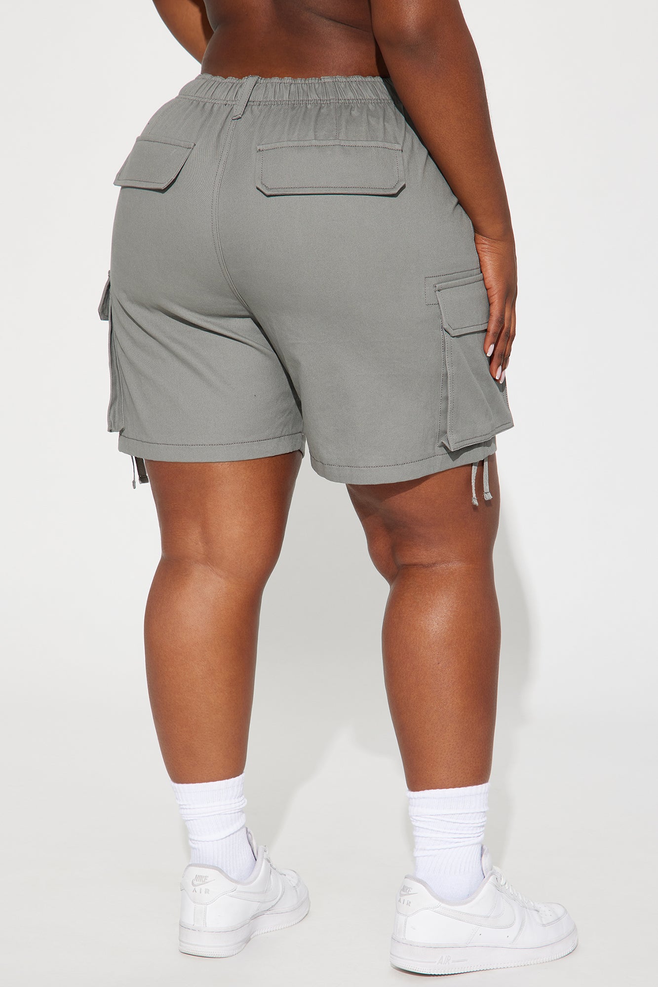 A Classic Favorite Bermuda Short - Grey - Image 6