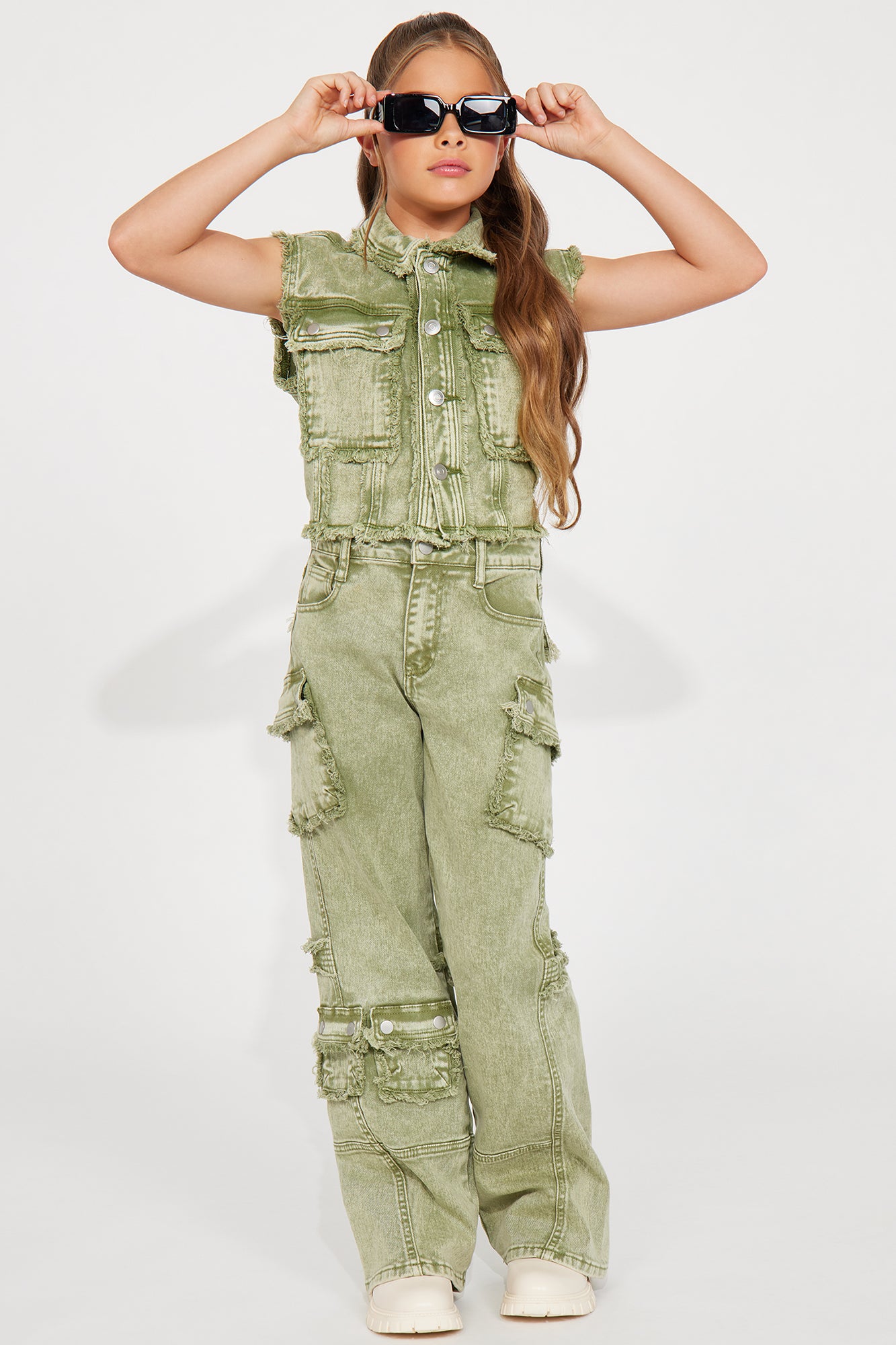 Mini Cropped Gillie Cargo Vest - Green - Image 4