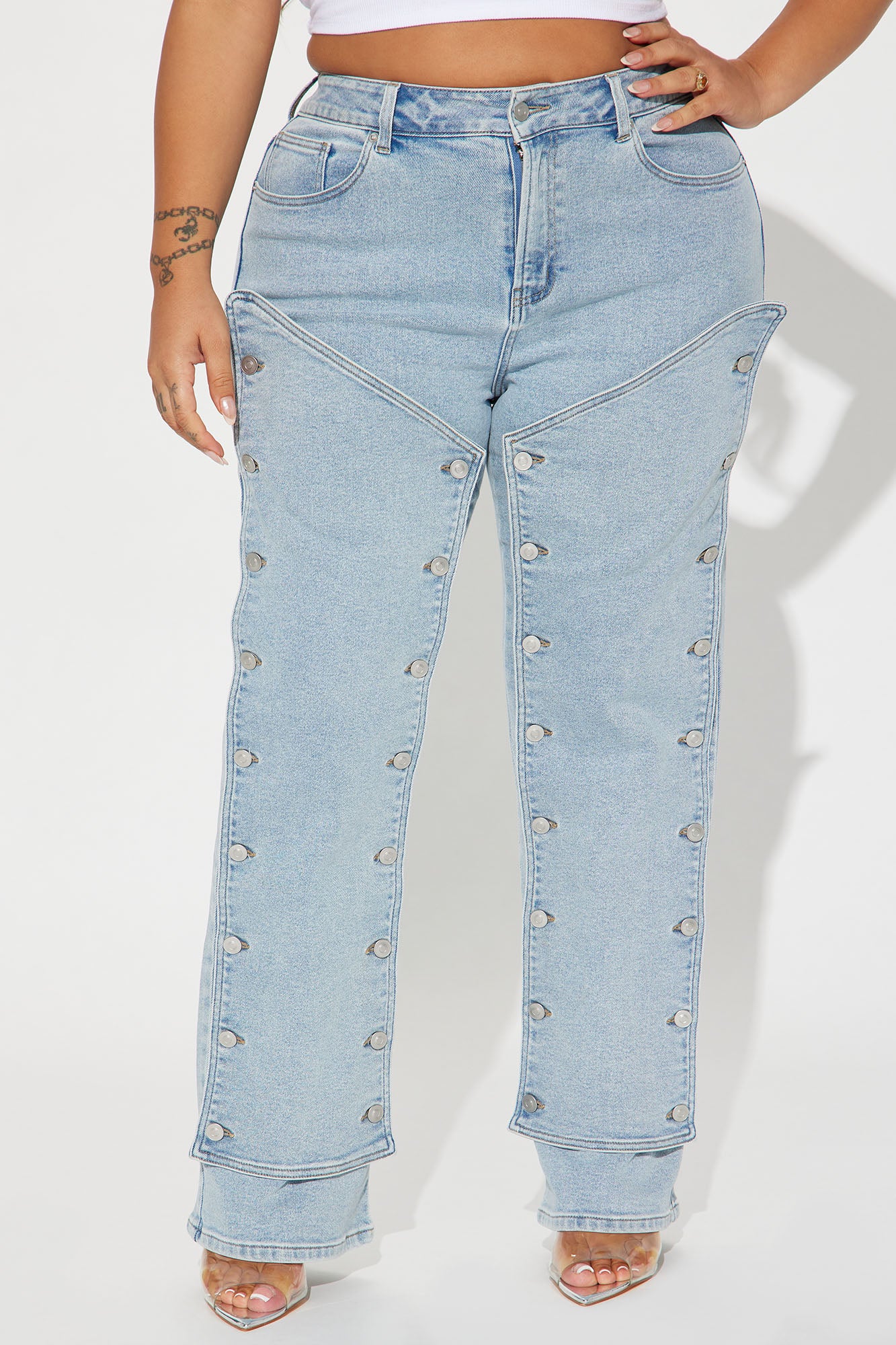 Sticking With It Stretch Straight Leg Jeans - Light Wash - Image 12