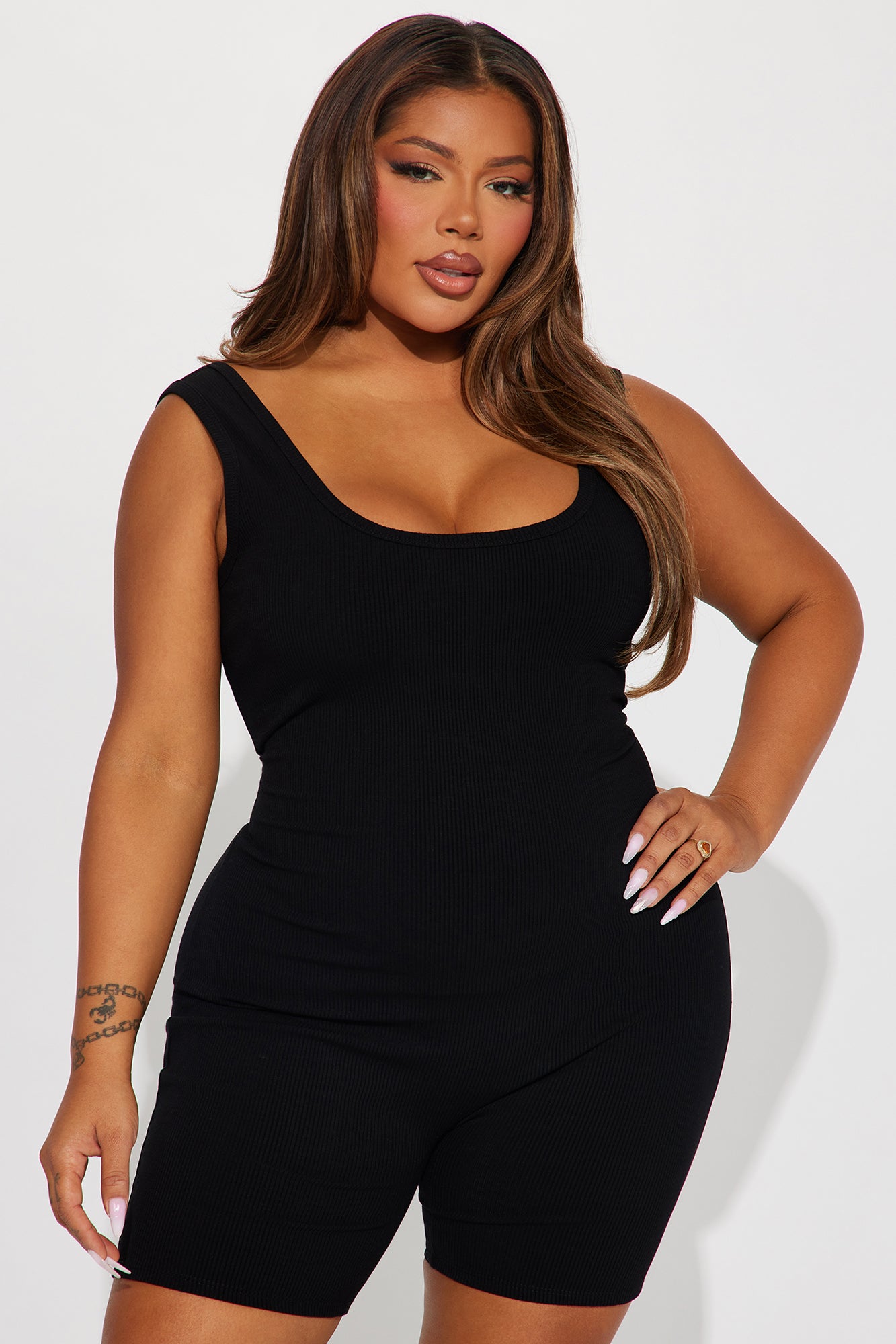 Naveah Scoop Neck Snatched Romper - Black - Image 7