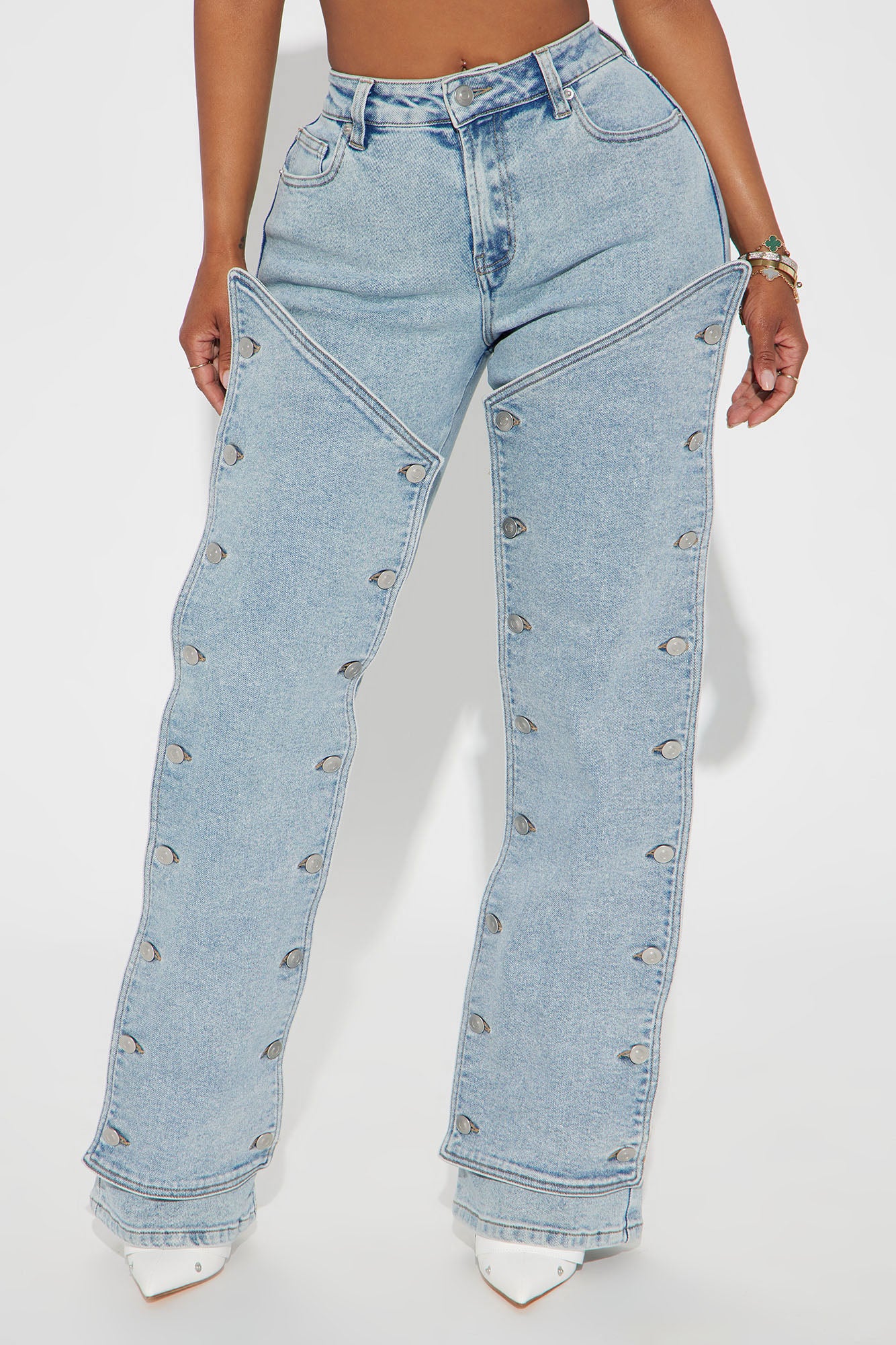 Sticking With It Stretch Straight Leg Jeans - Light Wash - Image 9