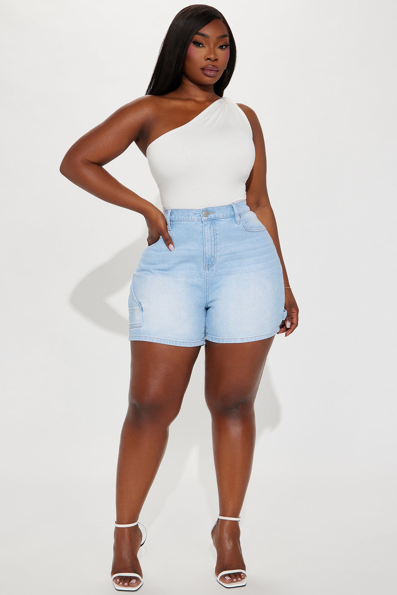 Same Page Stretch Denim Utility Shorts - Light Blue Wash - Image 4