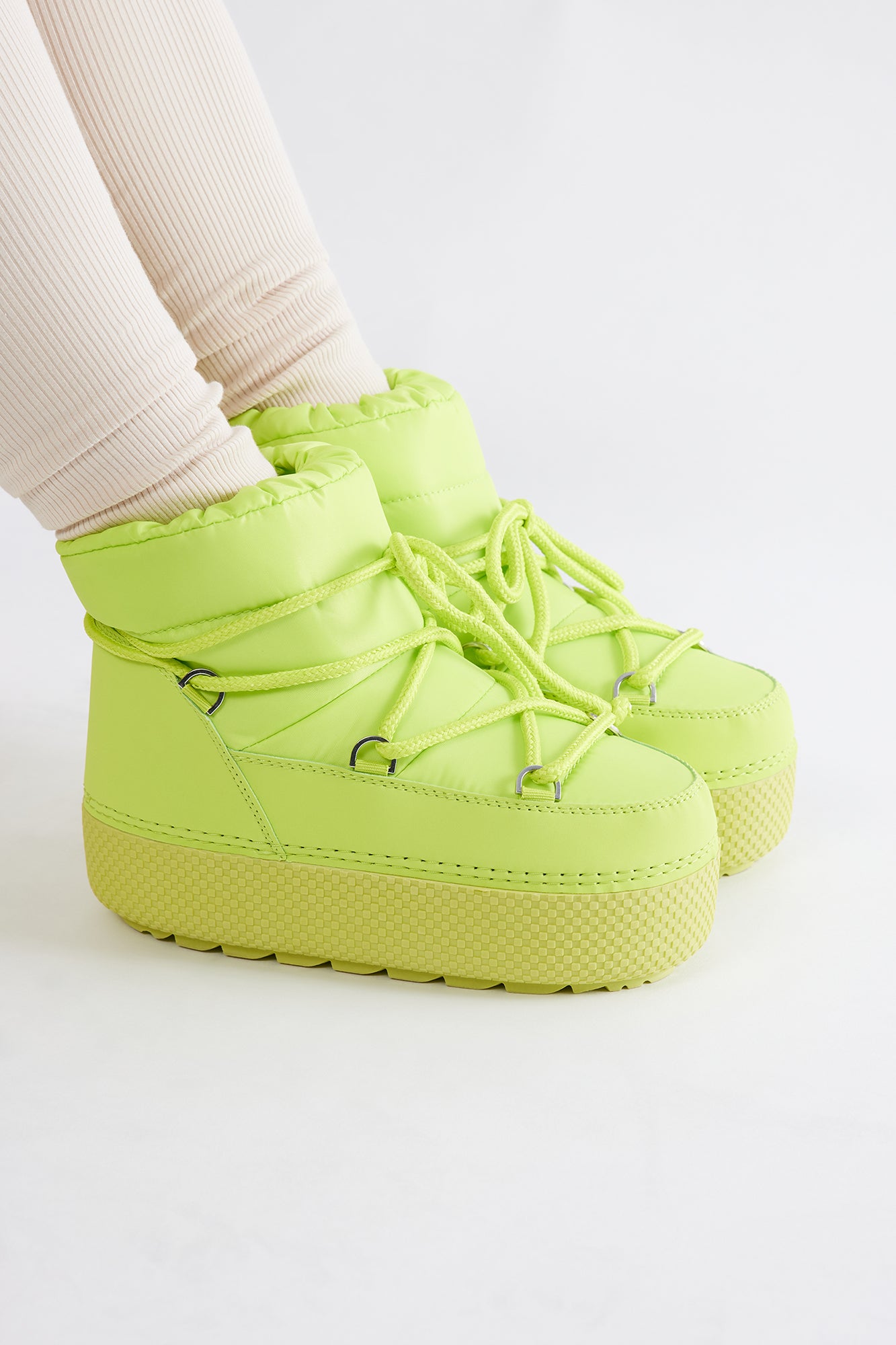 Hit The Snow Platform Booties - Green - Image 4