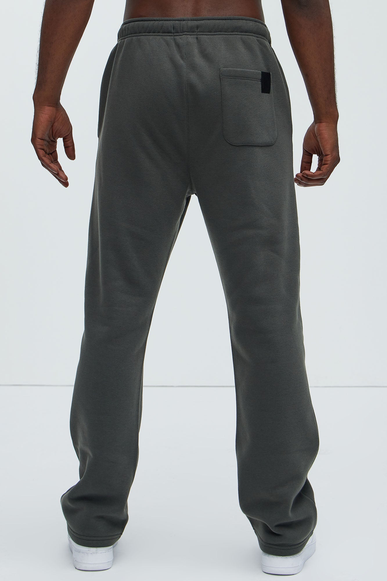 Unlucky Sweatpant - Black - Image 6