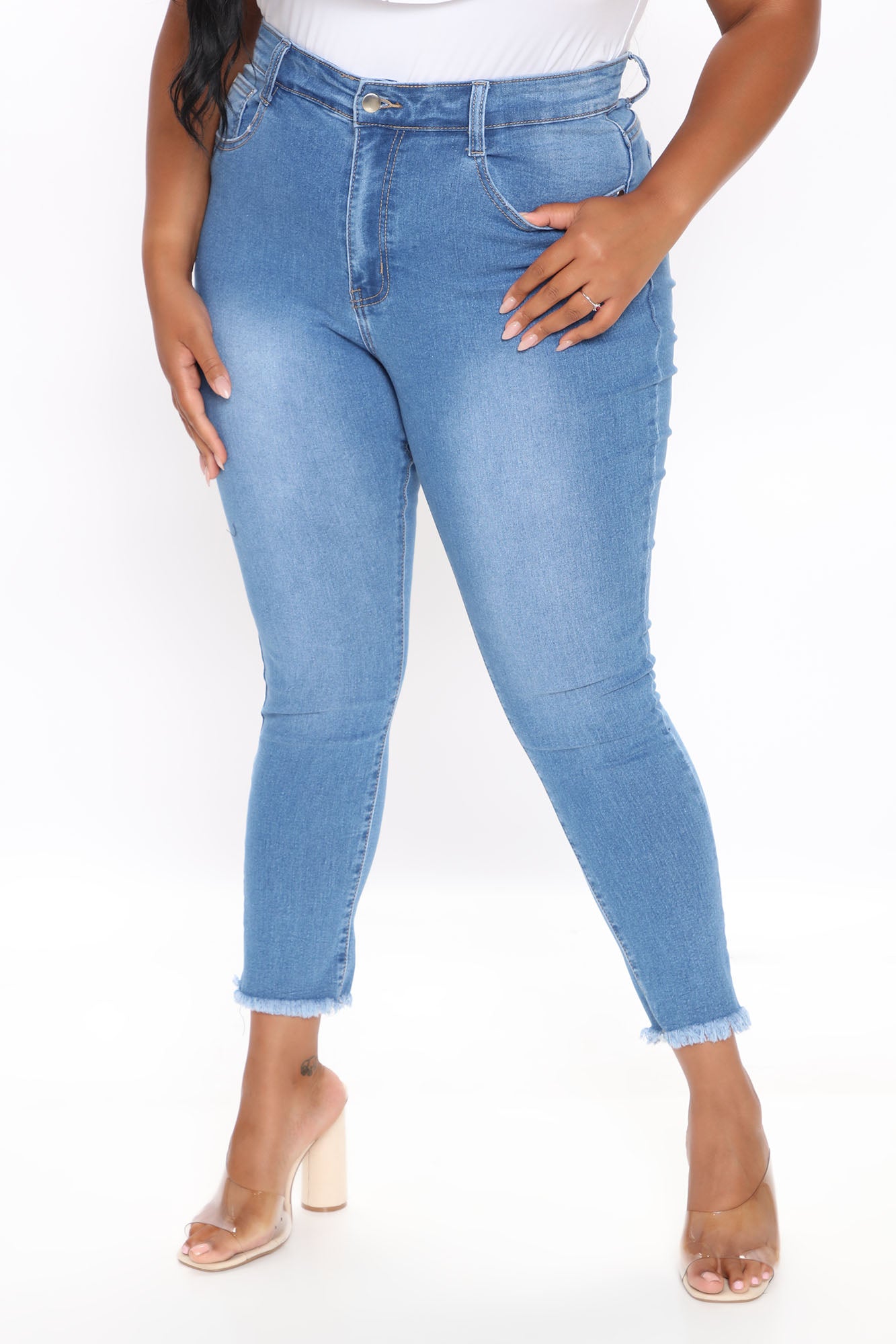 On The Fray Ankle Jeans - Medium Blue Wash - Image 8