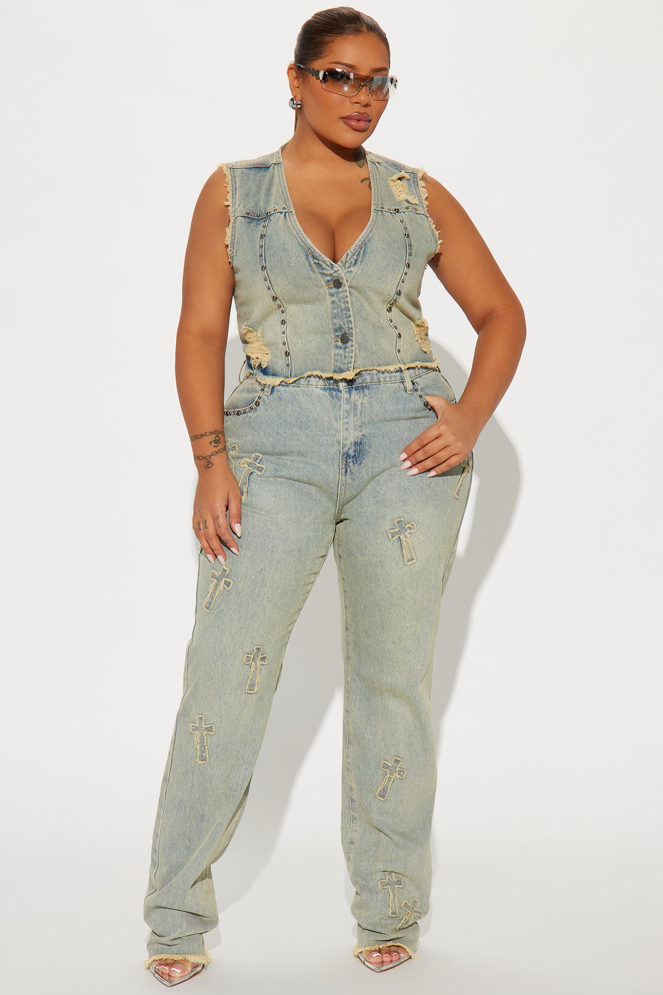 Rowdy Girl Studded Straight Leg Jeans - Vintage Wash - Image 9
