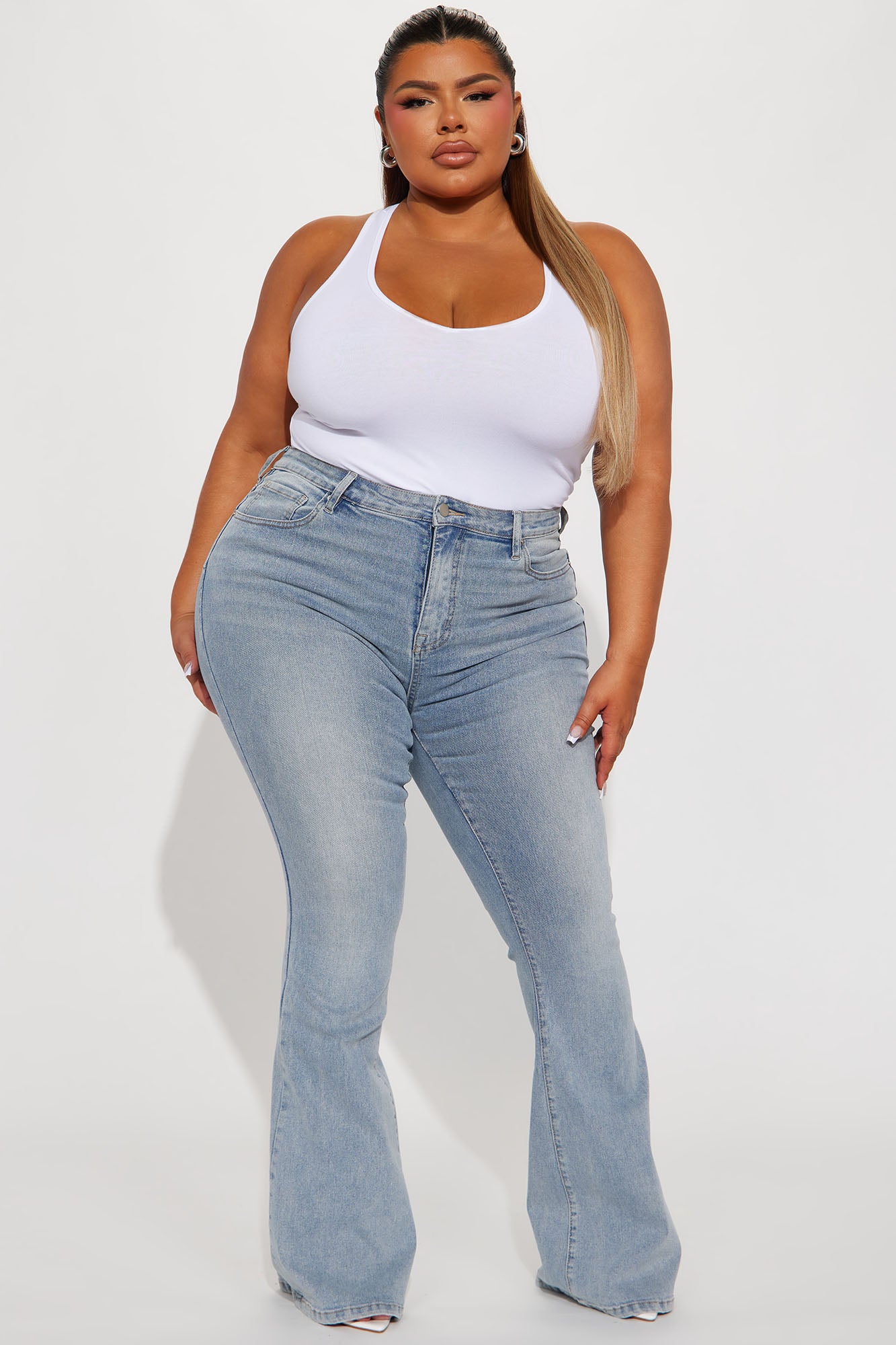 San Diego Sculpting Stretch Flare Jeans - Light Wash - Image 5