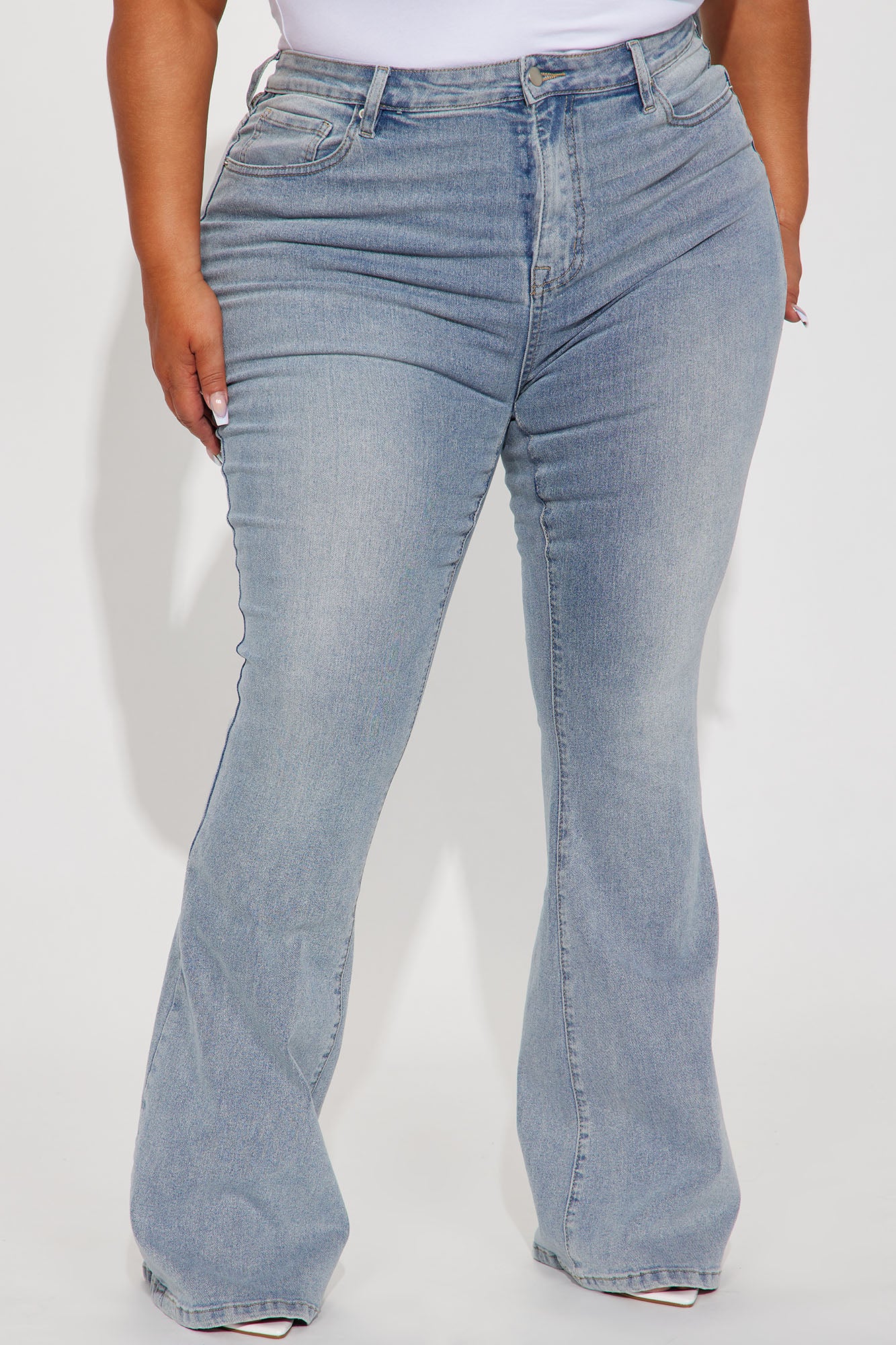 San Diego Sculpting Stretch Flare Jeans - Light Wash - Image 6