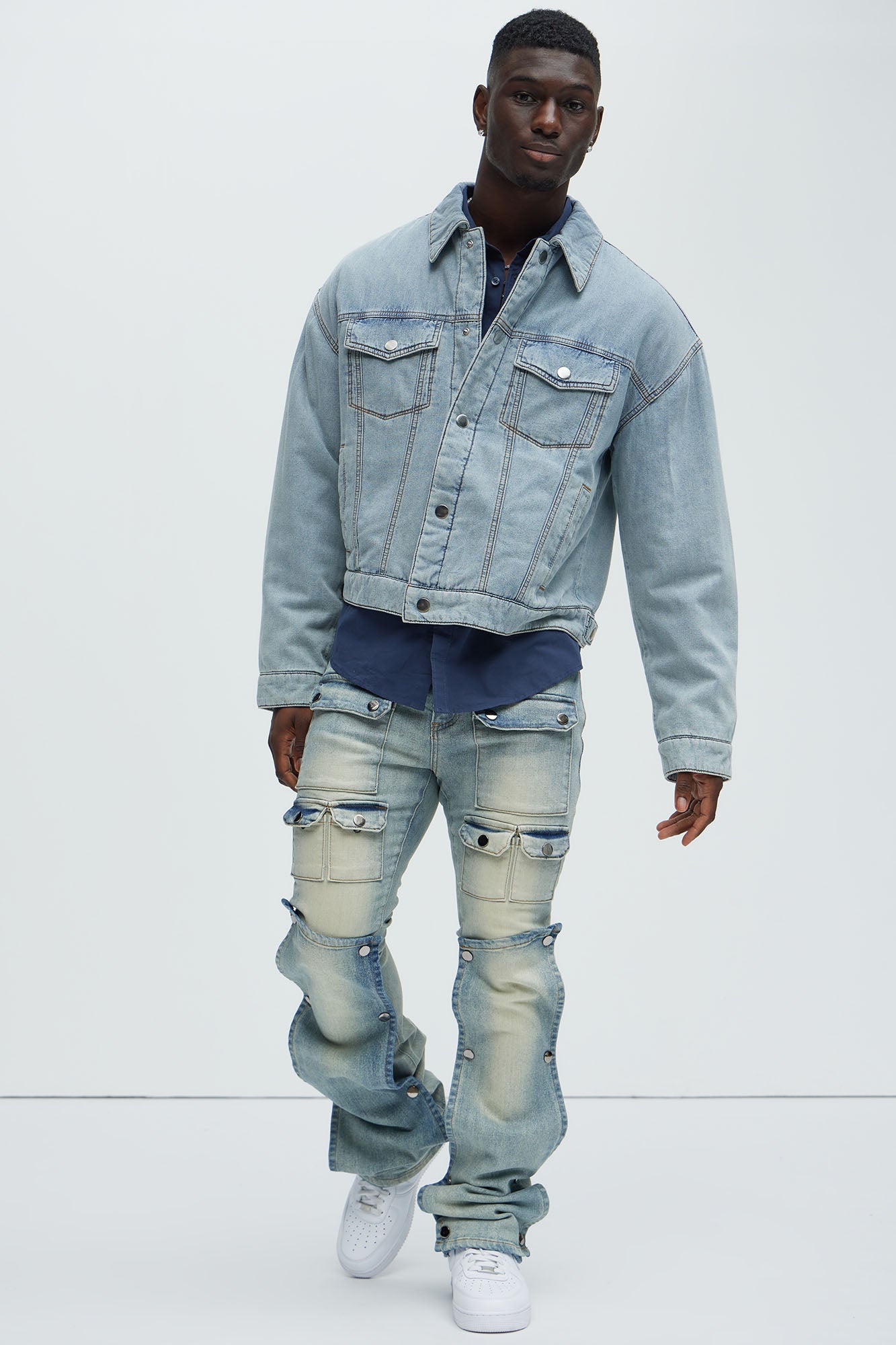 Utility Snap Pockets Flare Jeans - Light Wash - Image 3