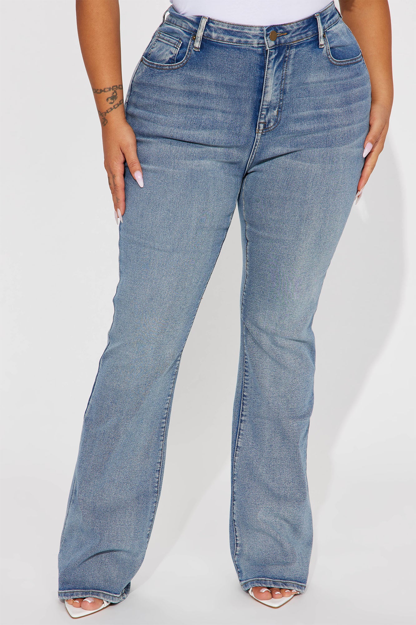 Gemma Sculpting Stretch Bootcut Jeans - Vintage Wash - Image 6