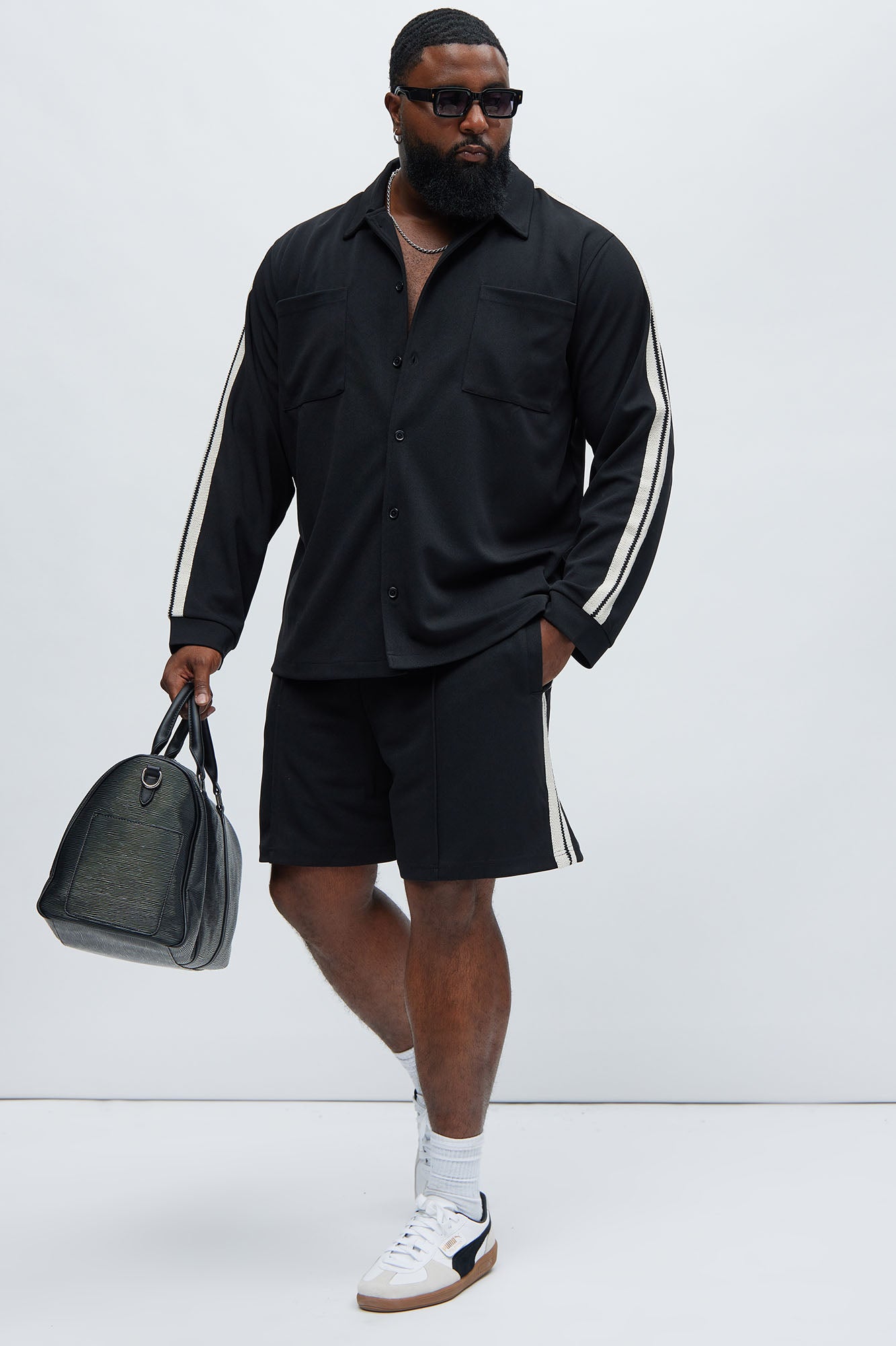 Dennis Relaxed Shorts - Black - Image 7