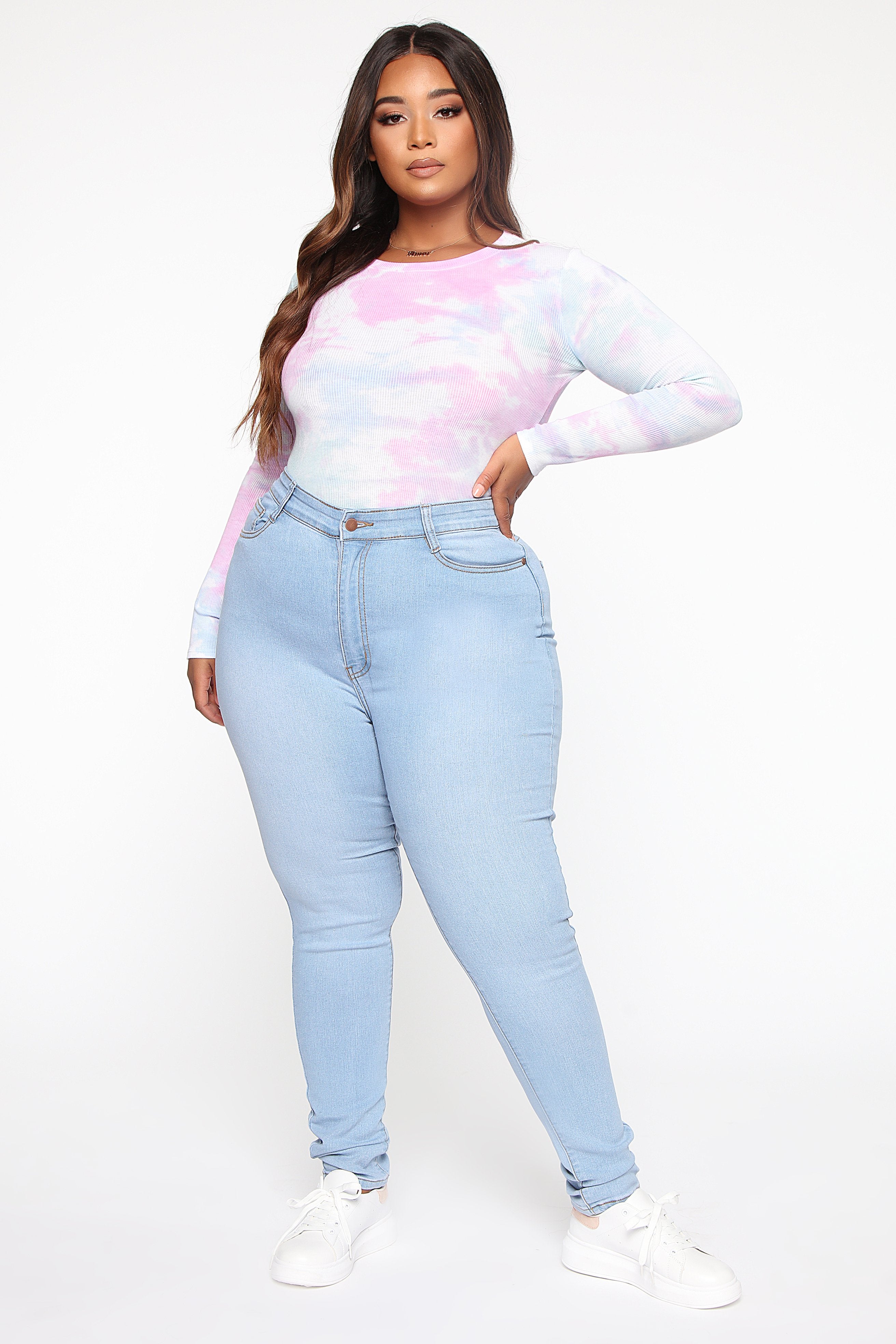 Marilyn High Waisted Skinny Jeans - Light Wash - Image 9