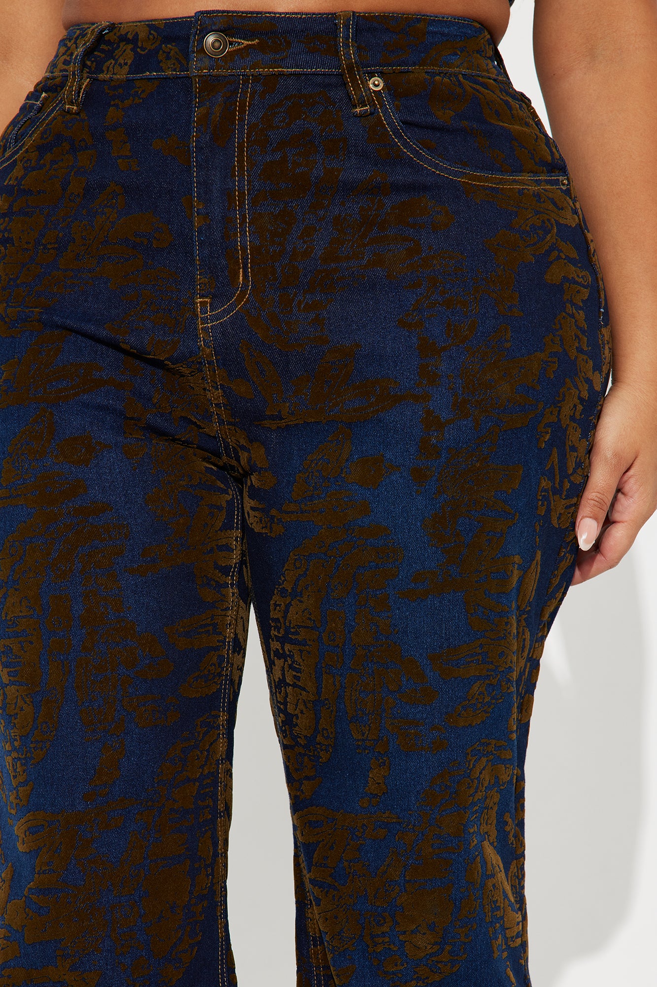 Keeping The Peace Velvet Stretch Straight Leg Jeans - Dark Wash - Image 6