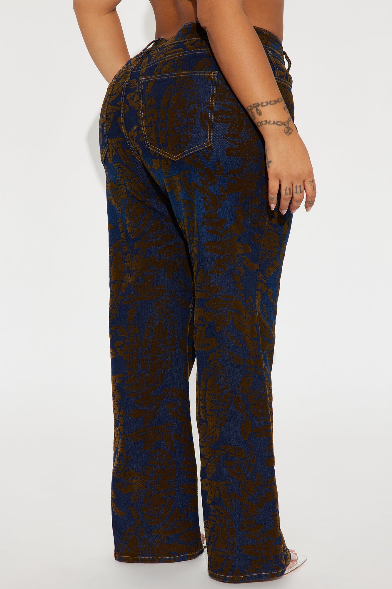 Keeping The Peace Velvet Stretch Straight Leg Jeans - Dark Wash - Image 7