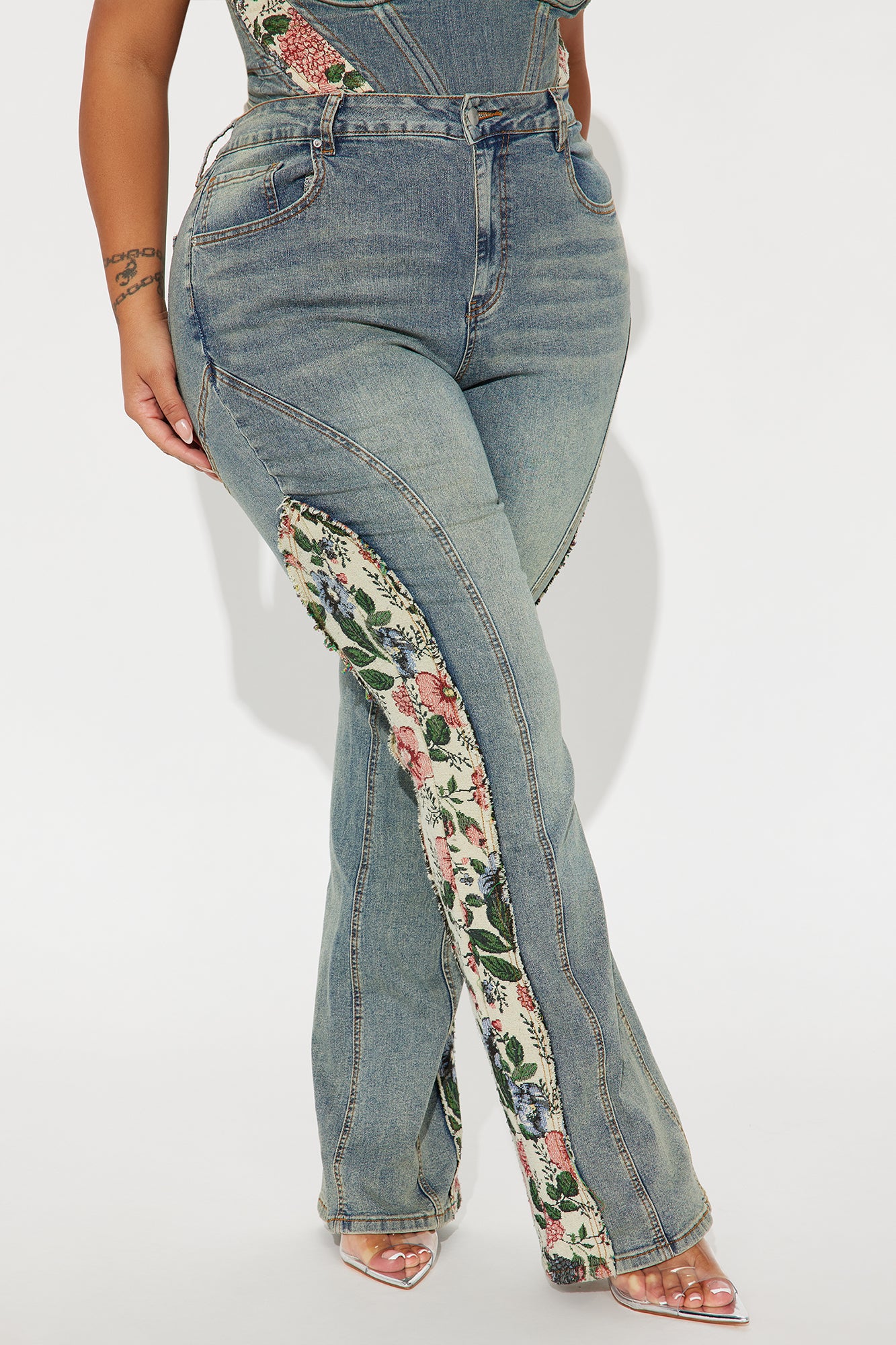 Amari Floral Stretch Bootcut Jeans - Vintage Wash - Image 4