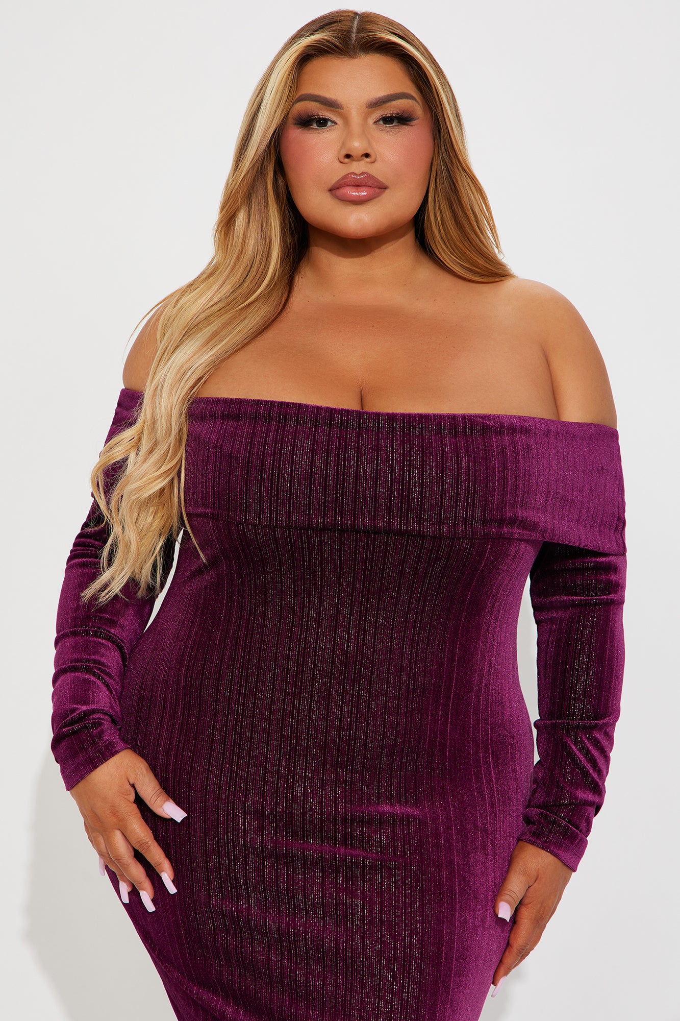All That Shimmer Velvet Maxi Dress - Burgundy - Image 5