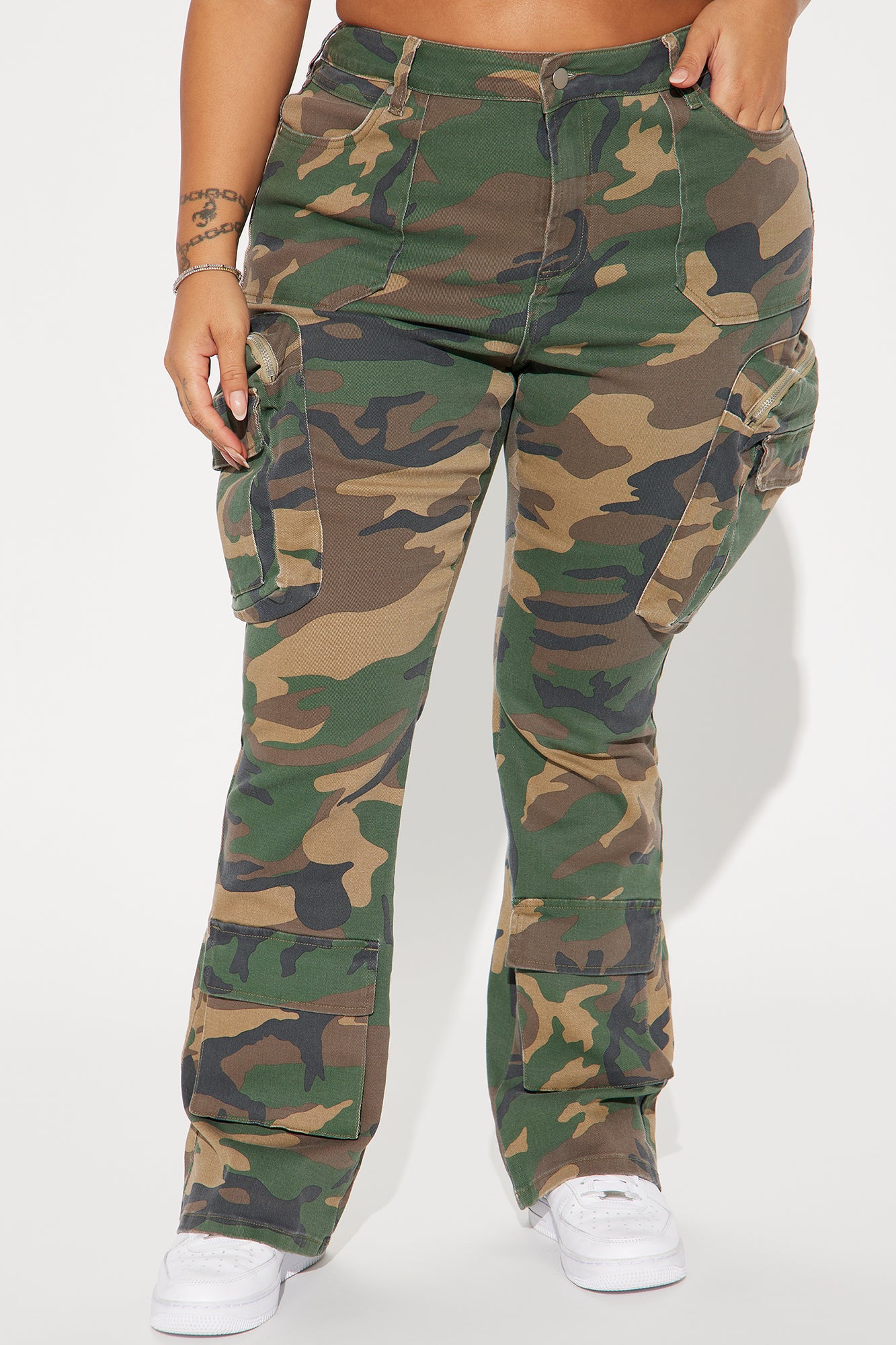 Staying True Bootcut Camo Pant - Olive/combo - Image 5