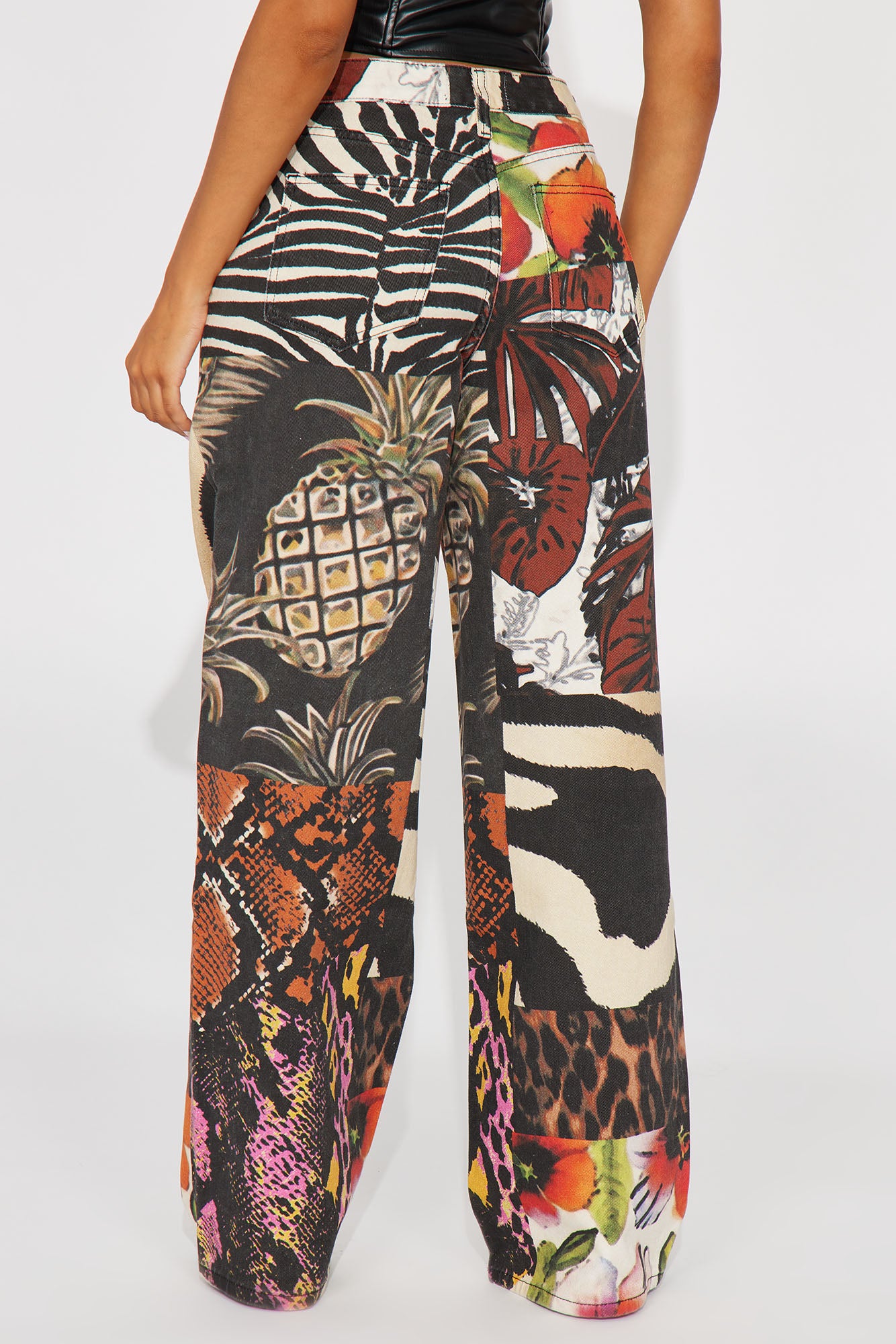 Miami Mood Printed Baggy Jeans - Brown/combo - Image 7