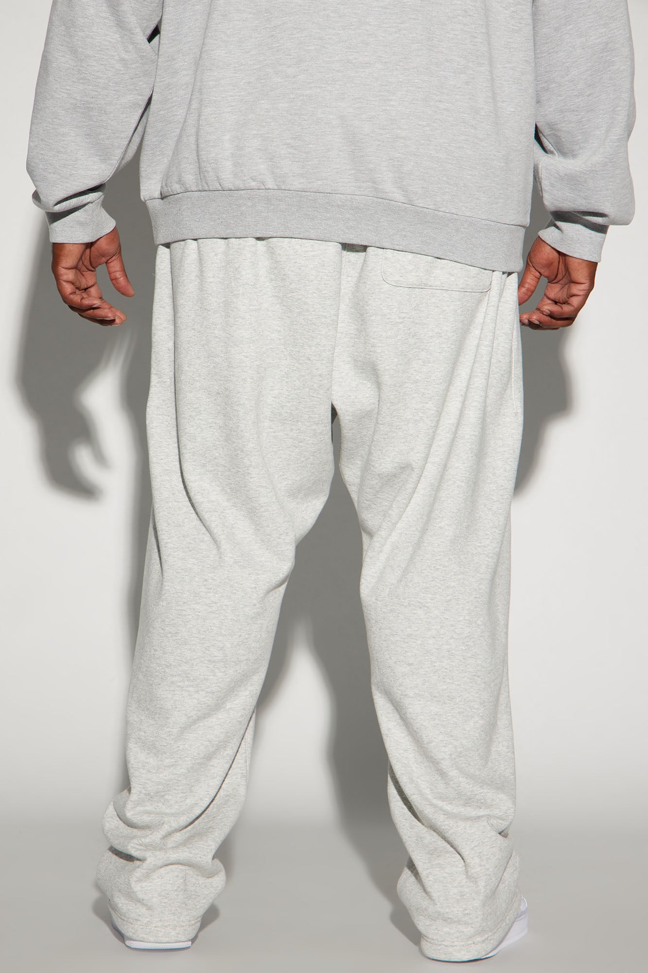 Tyson Heavyweight Straight Sweatpants - Heather Grey - Image 11