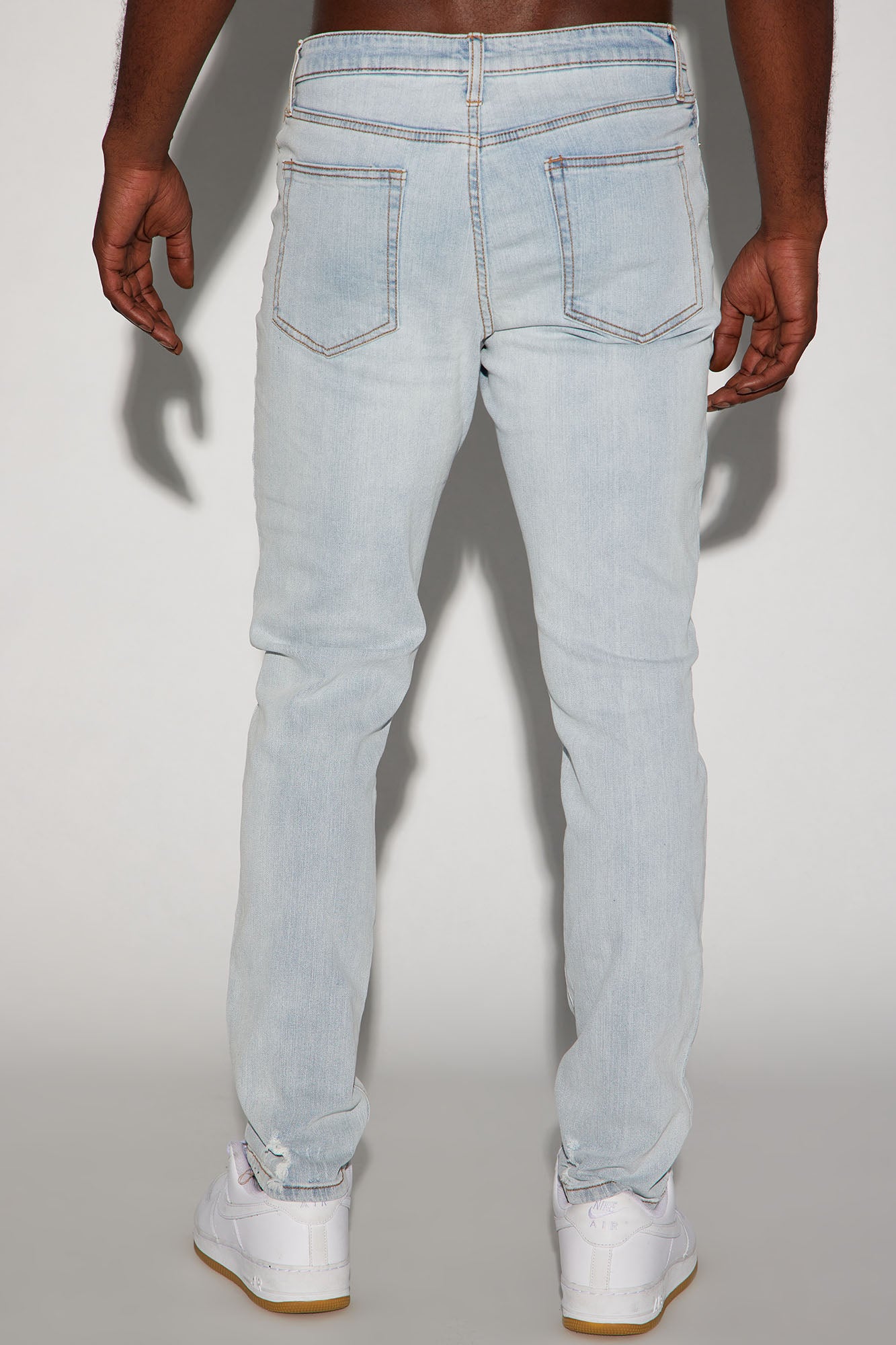 Jasper Skinny Vintage Ripped Knee Jean - Light Wash - Image 5