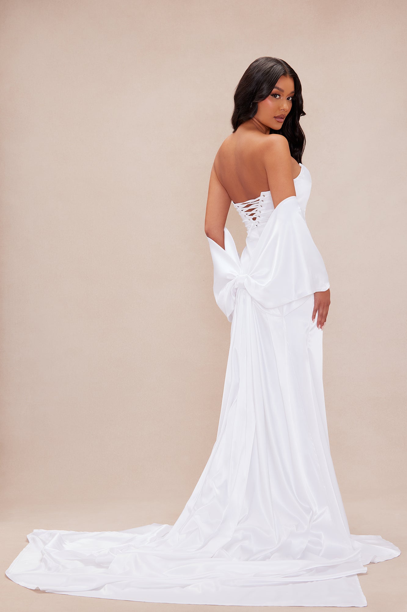 The Main Attraction Satin Gown Set - White - Image 4