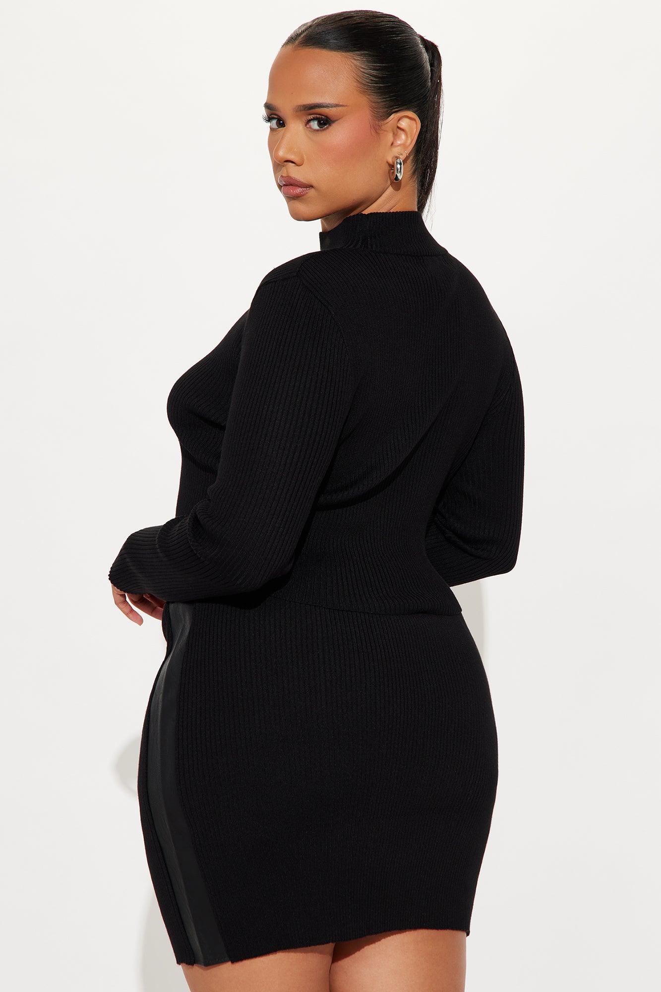 Fashion Baddie Sweater Skirt Set - Black - Image 6