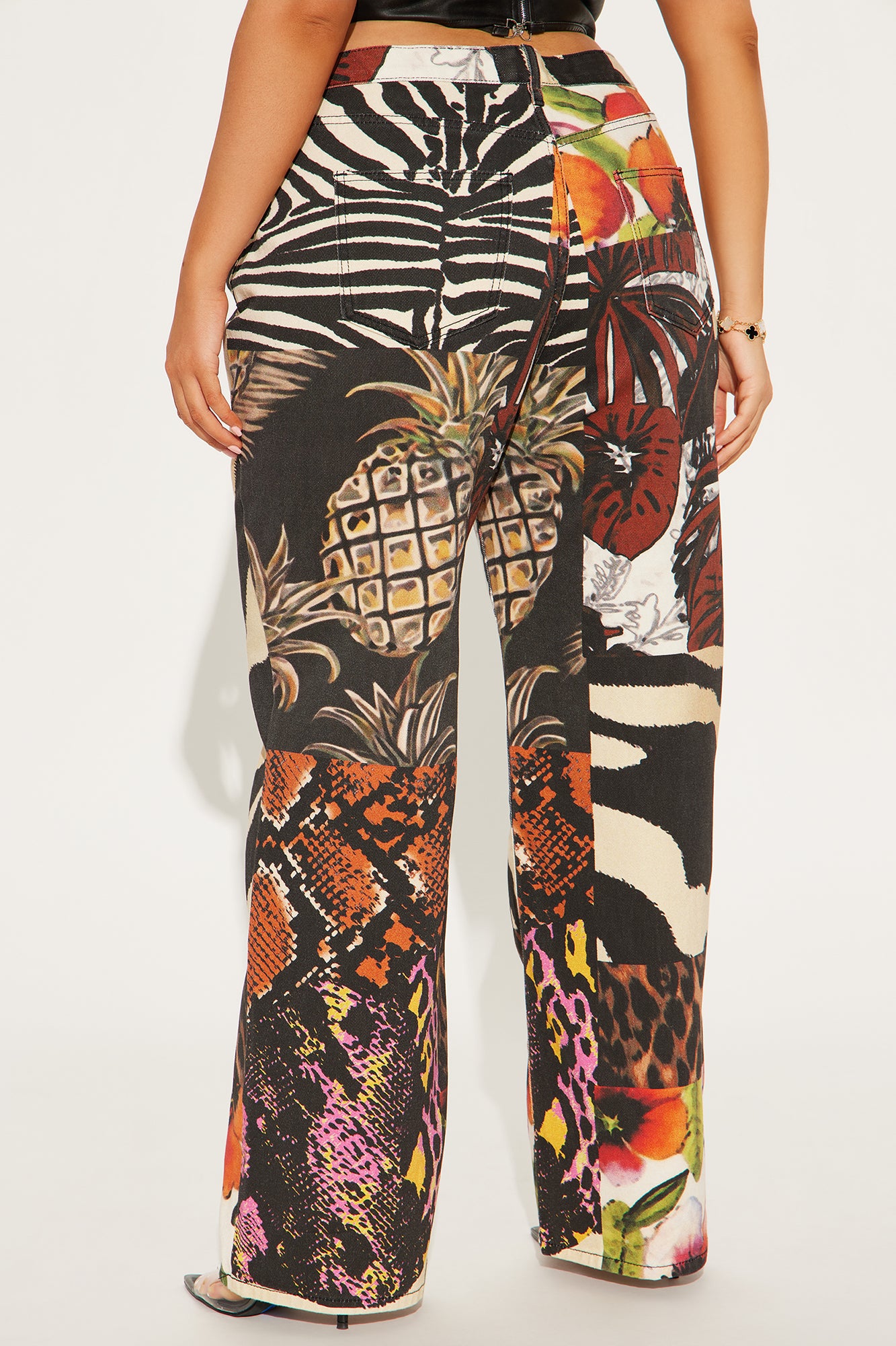 Miami Mood Printed Baggy Jeans - Brown/combo - Image 12