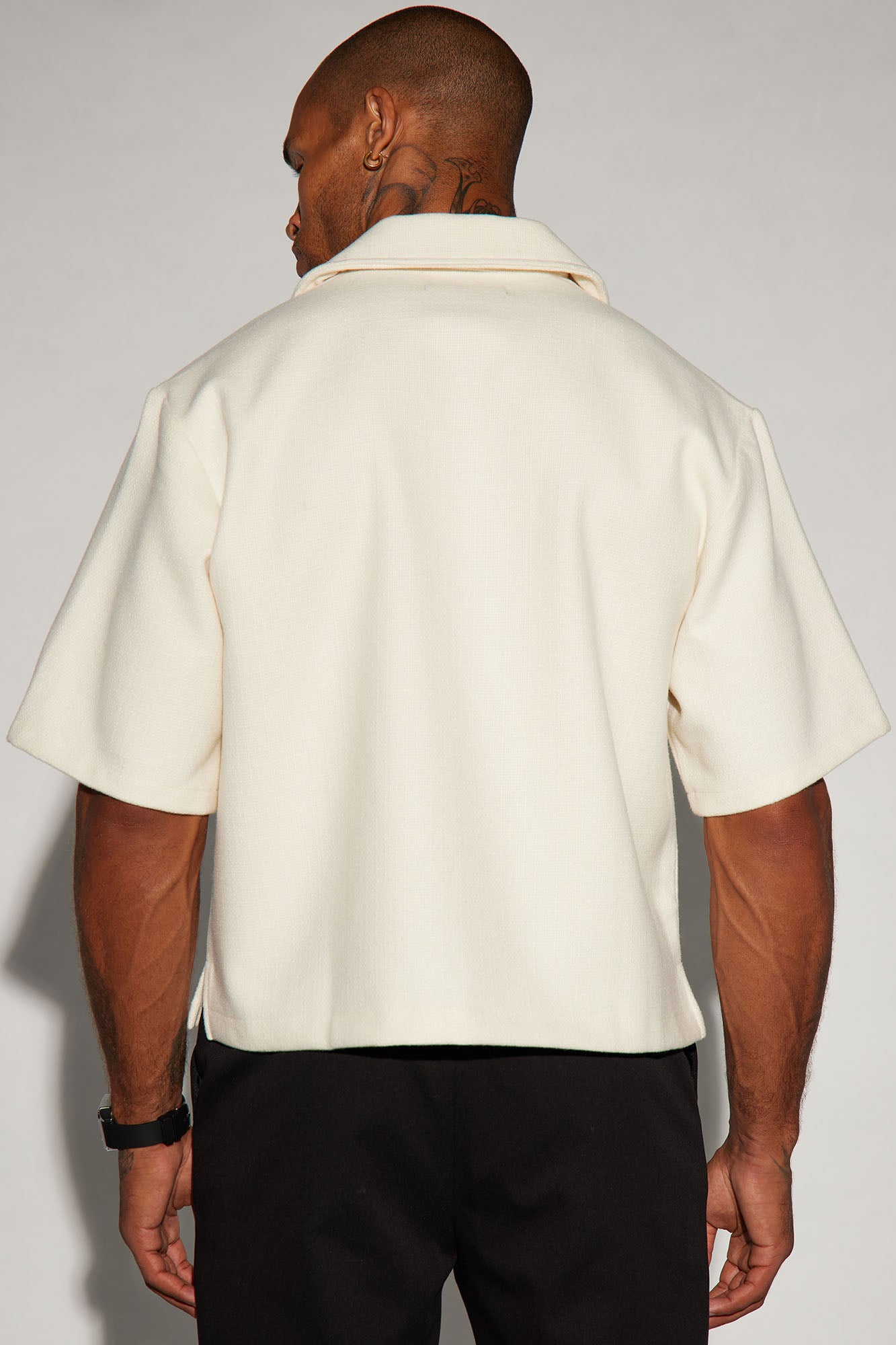 Wilder Textured Weave Cropped Button Up Shirt - Cream - Image 5