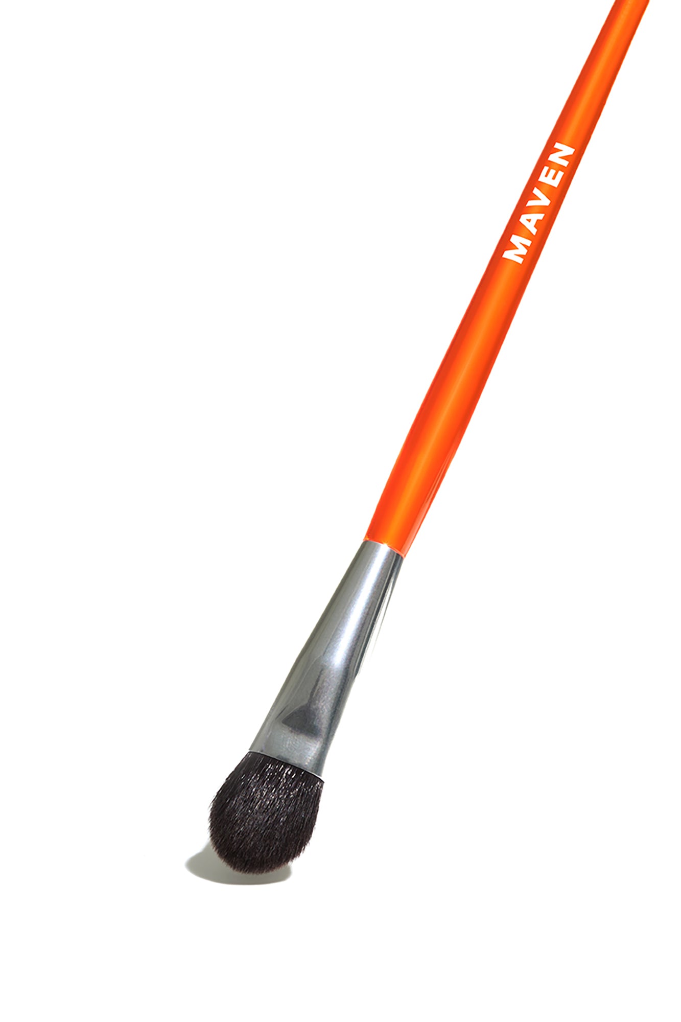 Maven Pro Artistry All Over Eyeshadow Brush - Orange/Silver - Image 3