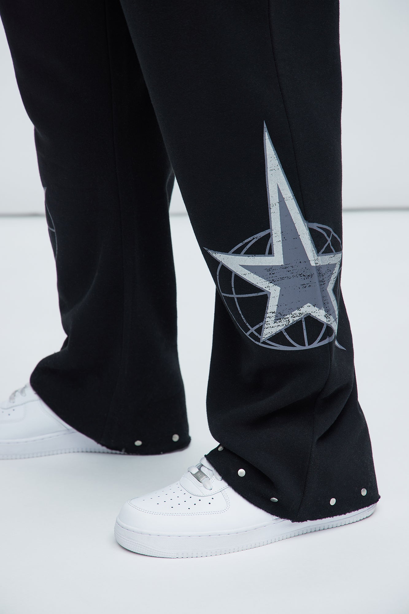 Tyson Lowkey Straight Sweatpants - Black - Image 8