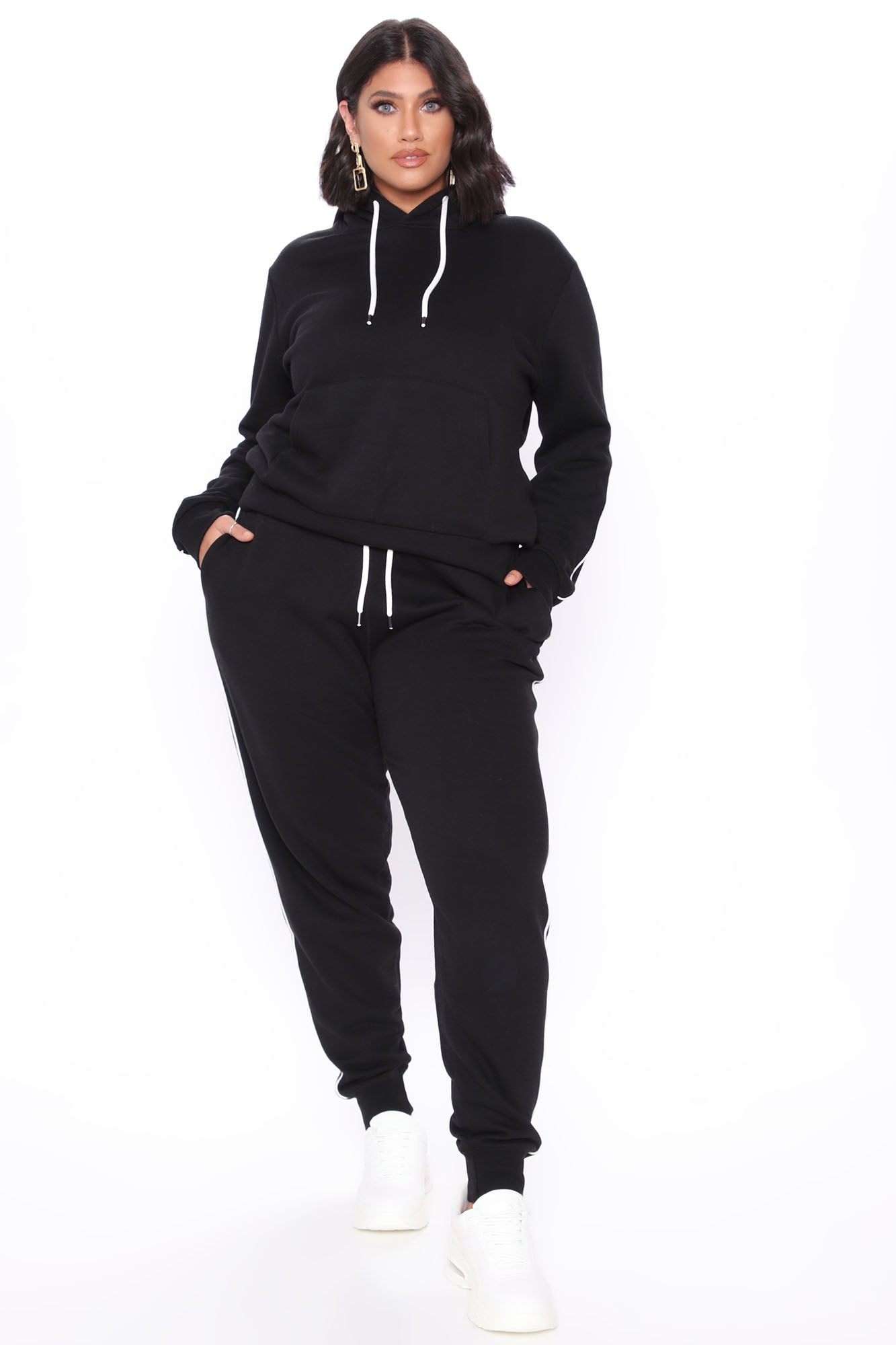 Tennis And Chill Fleece Jogger - Black - Image 4
