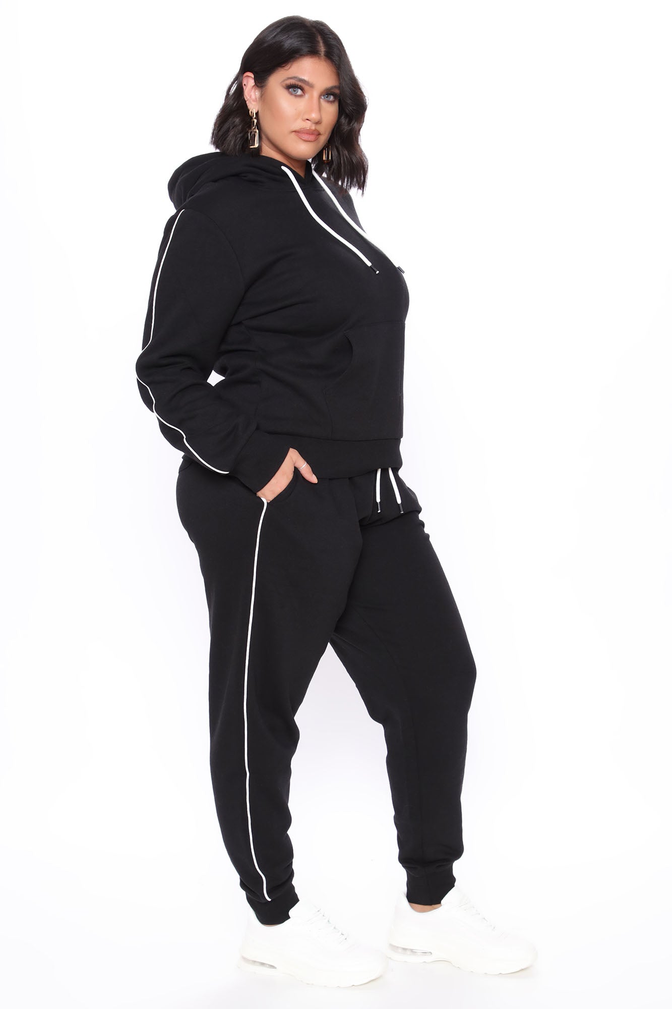 Tennis And Chill Fleece Jogger - Black - Image 7