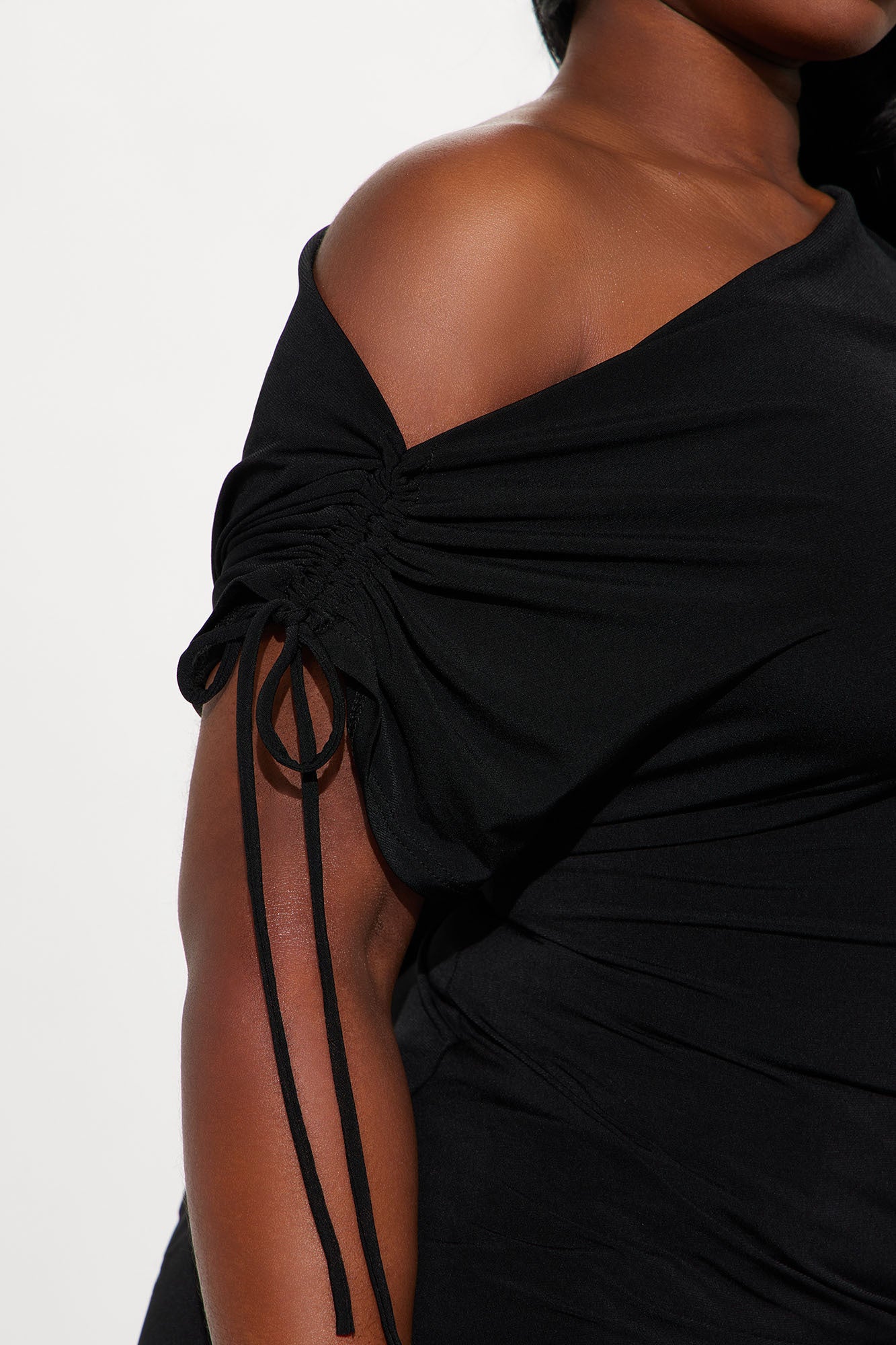 Valeria Ruched Boat Neck Top - Black - Image 7