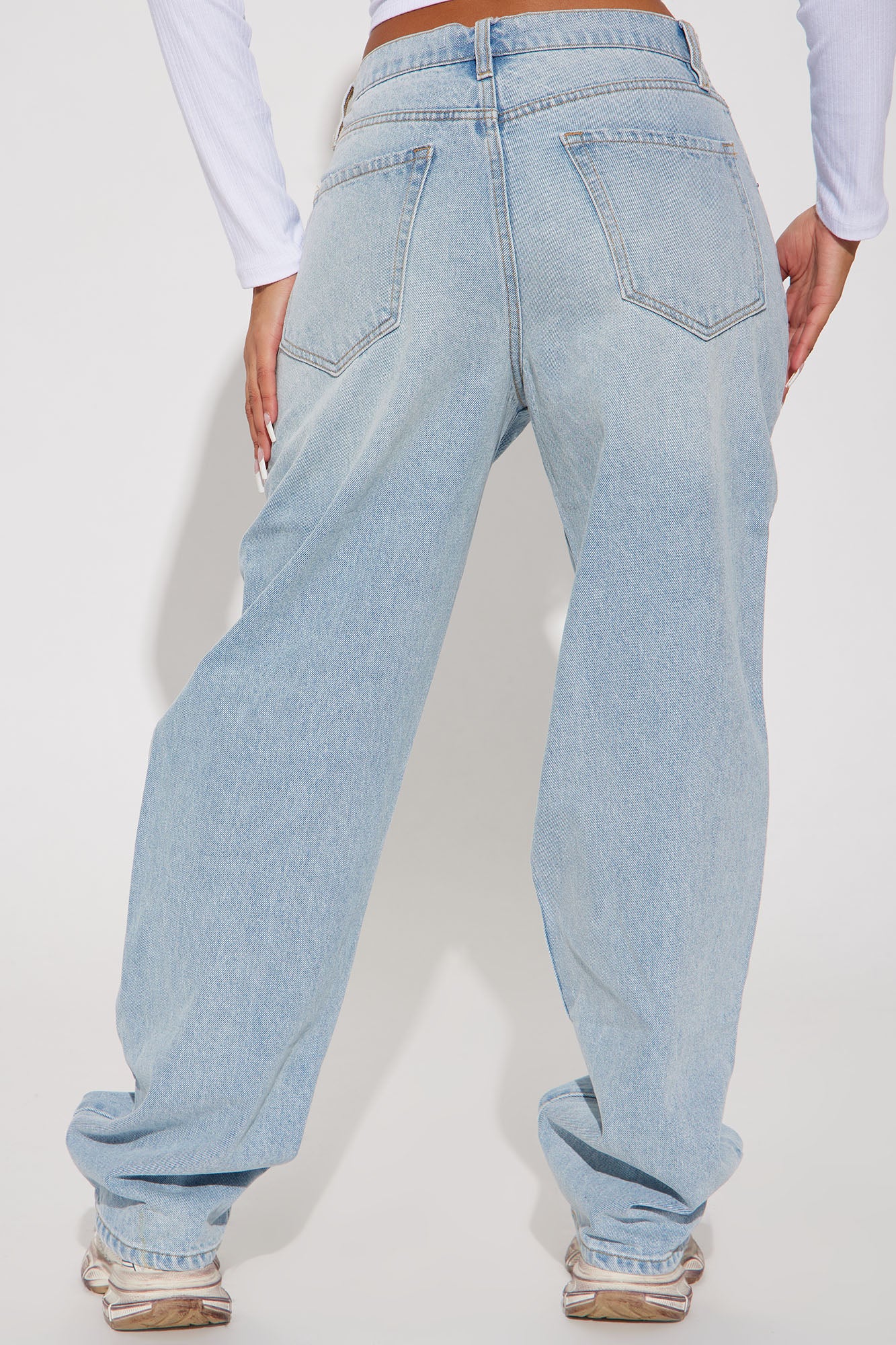 Seeking Thrills Shredded Straight Leg Jeans - Light Wash - Image 4