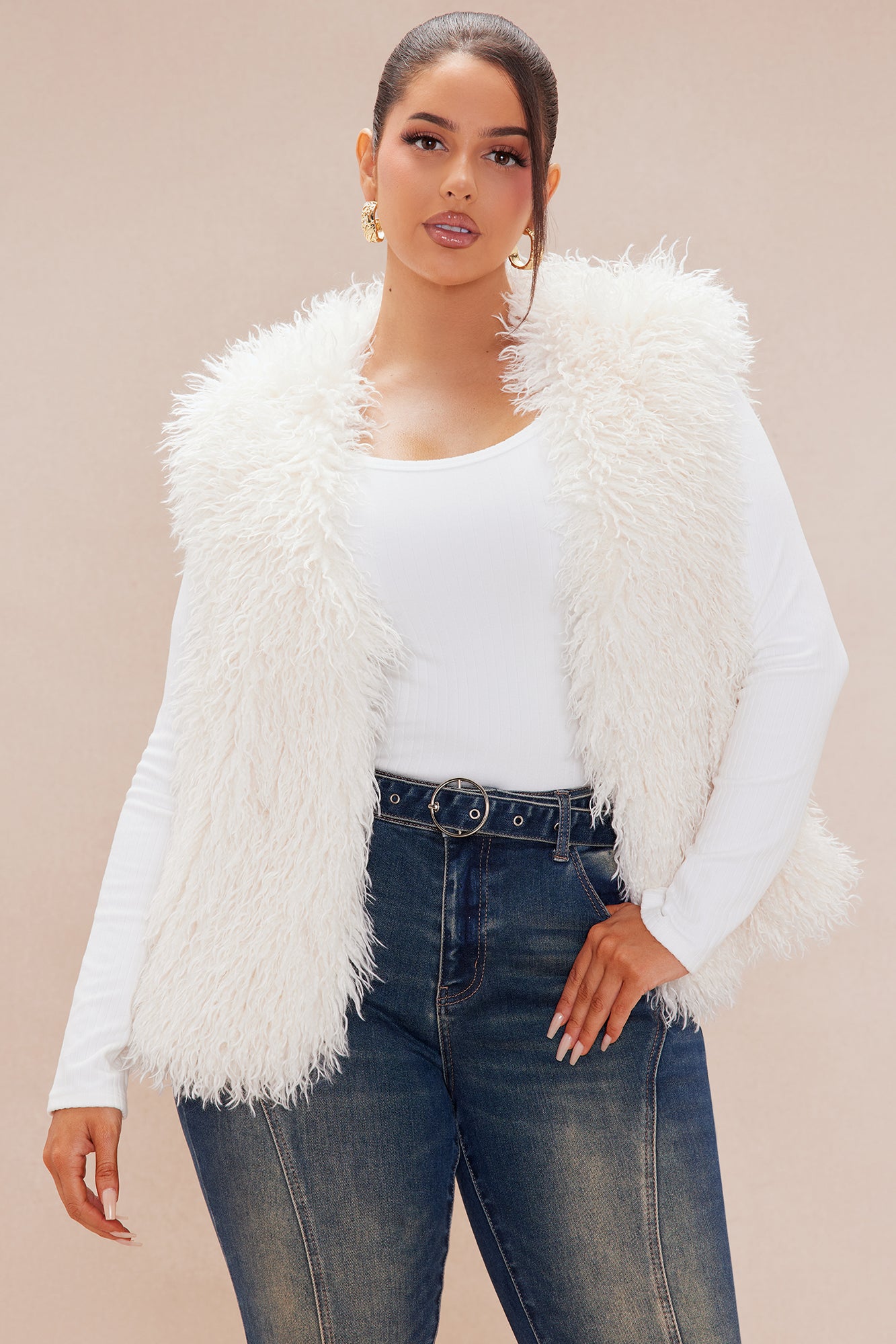 Mammoth Fur Vest - Cream - Image 5